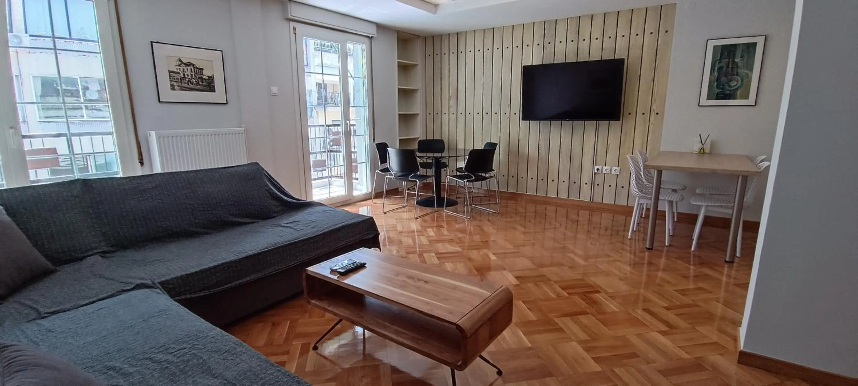 Artemis Plaza Suites