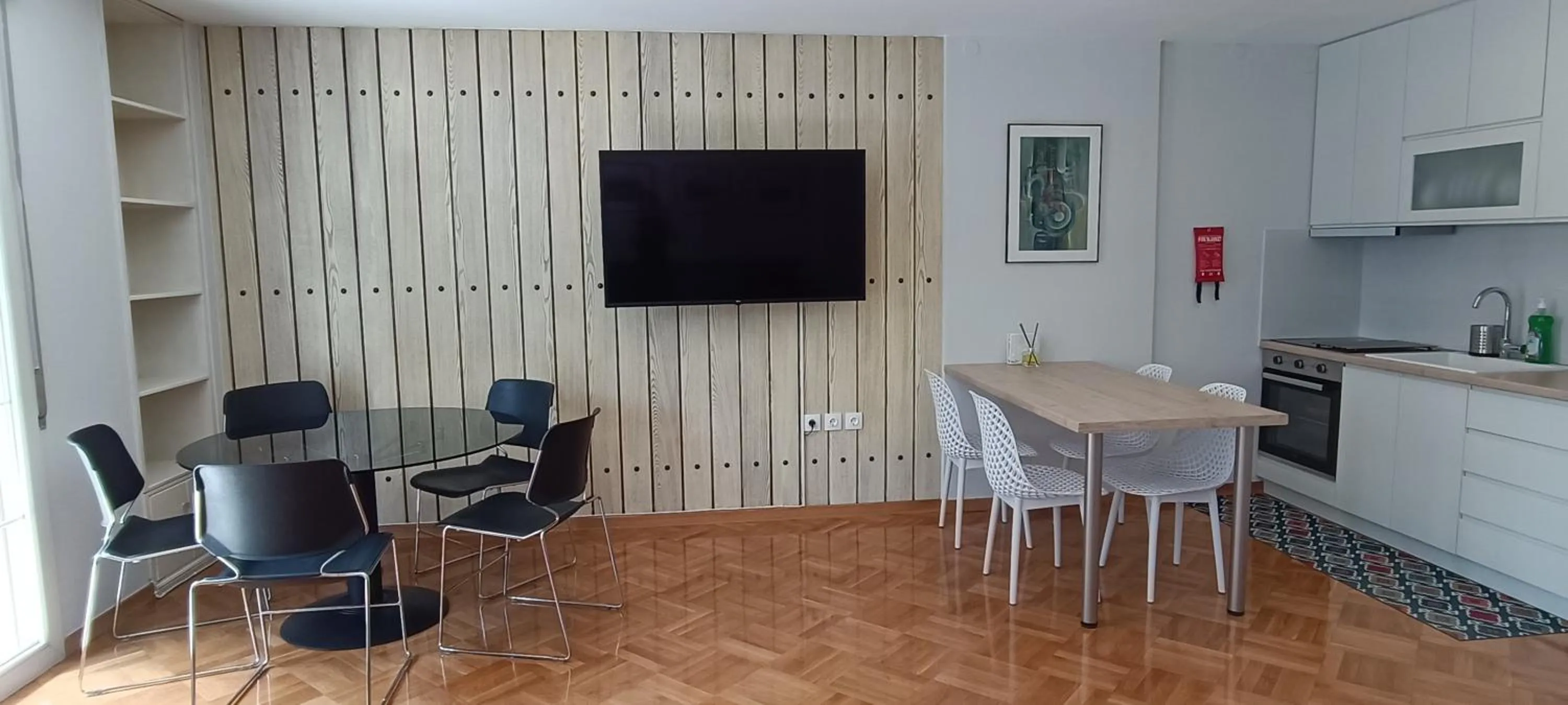 Seating area in Artemis Plaza Suites
