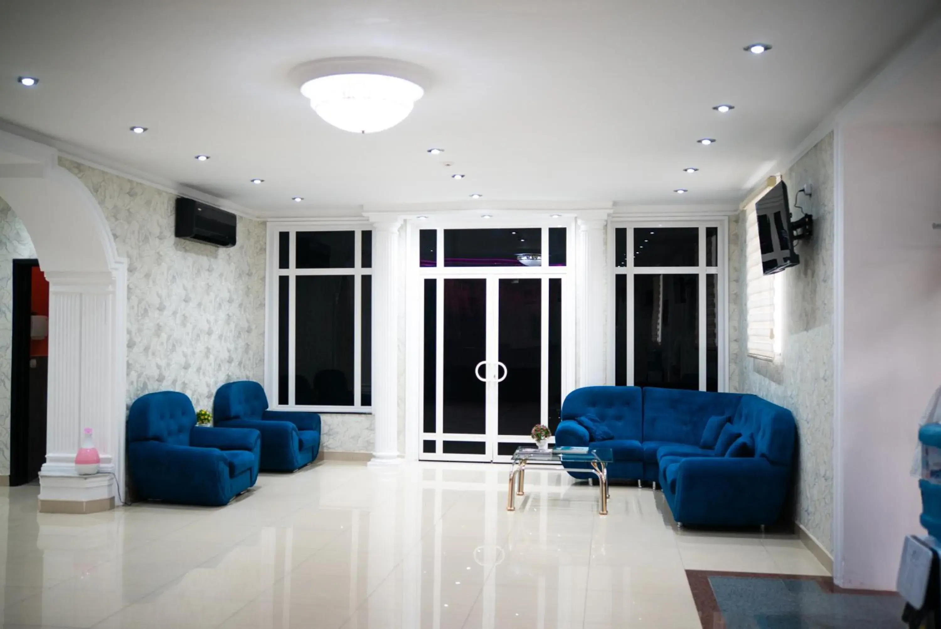 Property building in RoseMary Inn Property building in RoseMary Inn