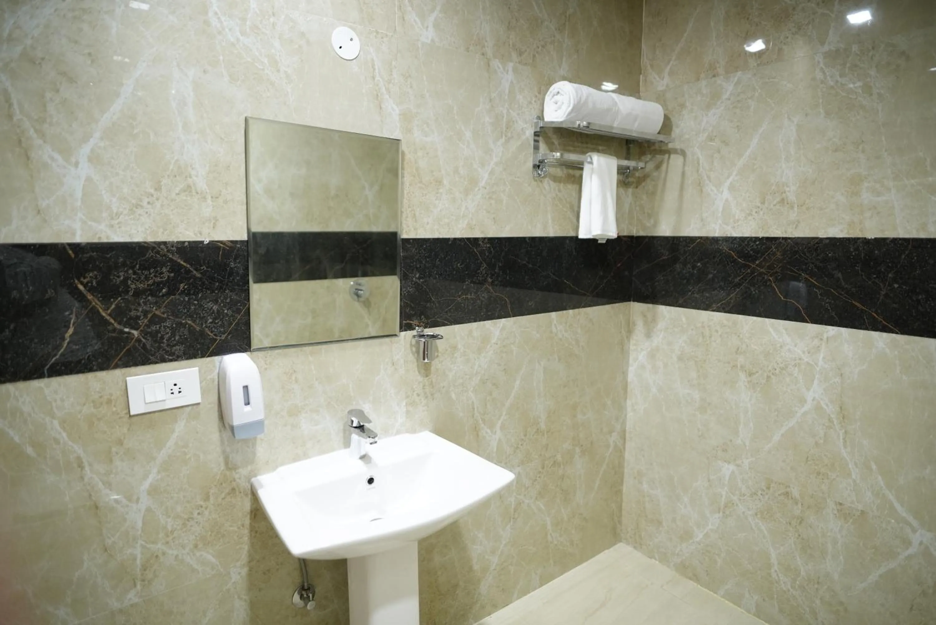 Bathroom in Golden Hut, Derabassi