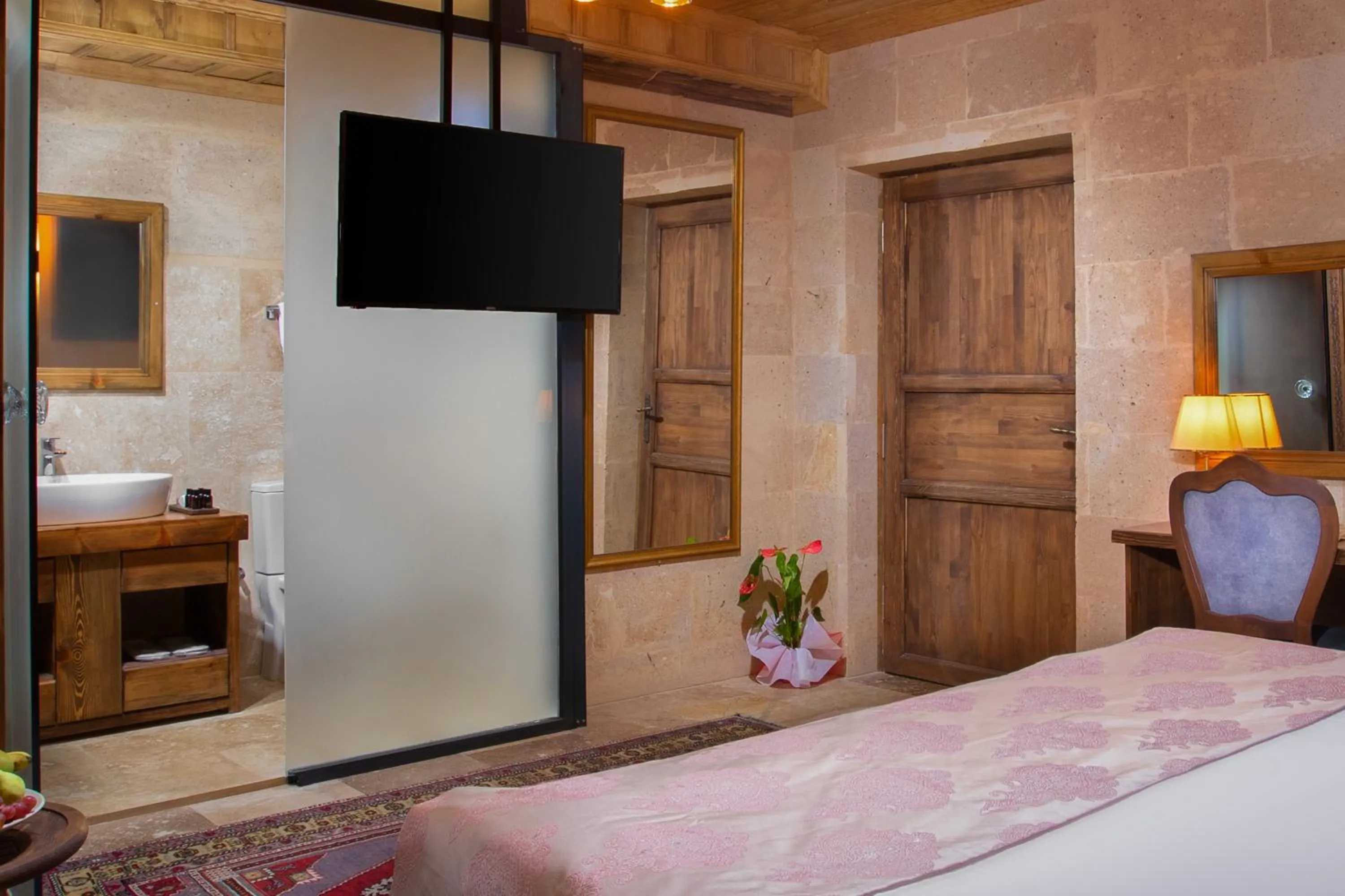 Bed in Cappadocia Pyramid Stone House