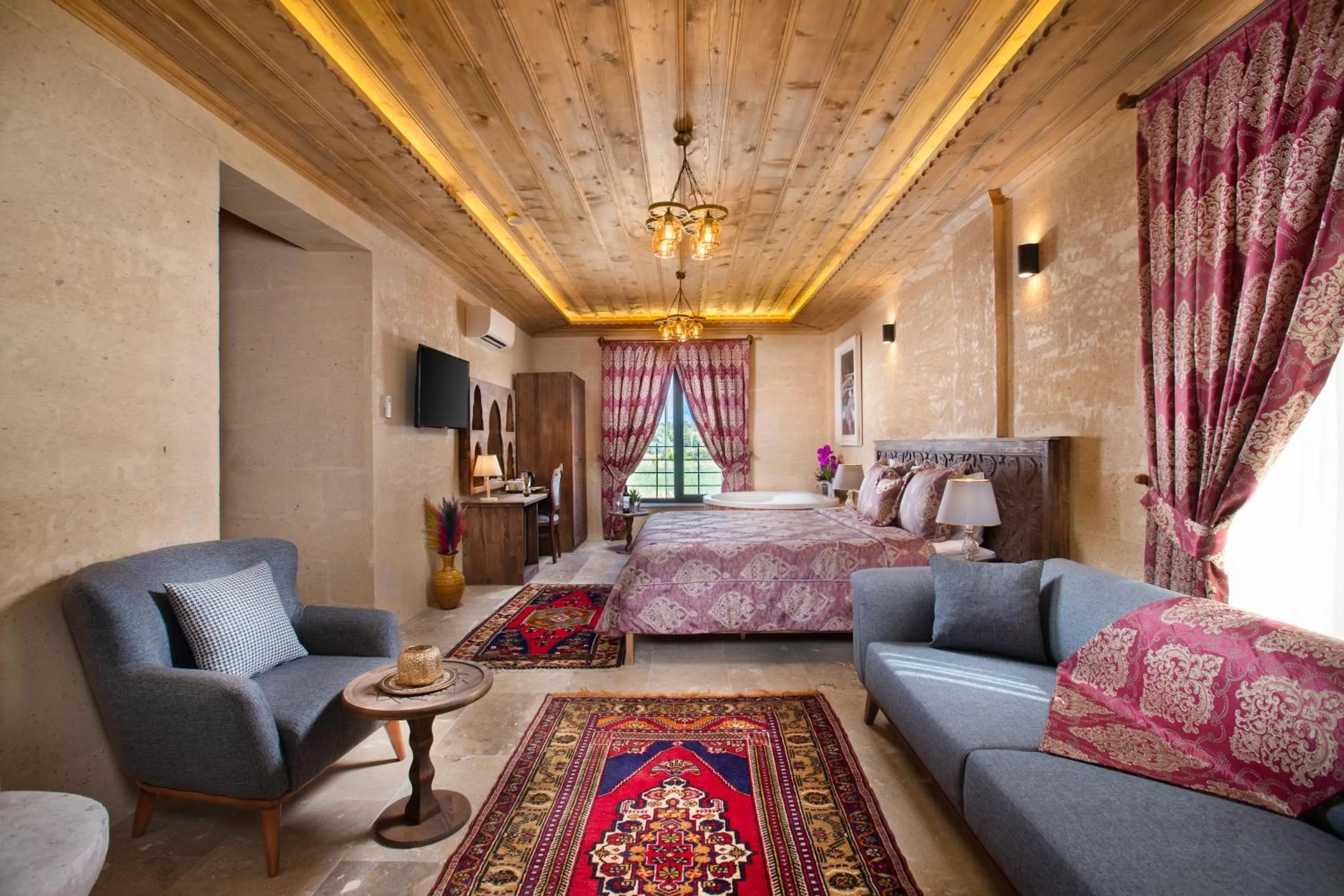 Bed in Cappadocia Pyramid Stone House