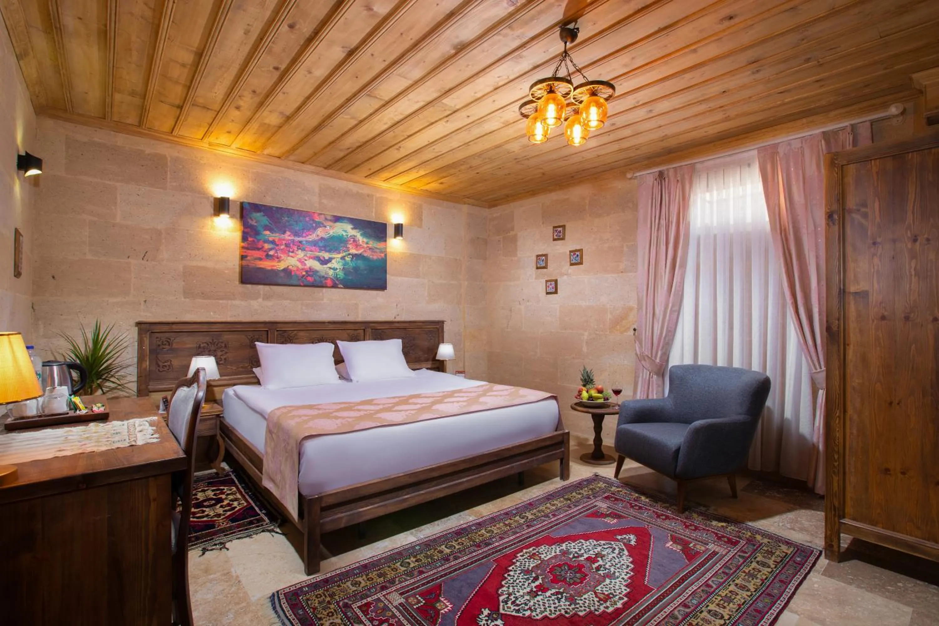 Coffee/tea facilities, Bed in Cappadocia Pyramid Stone House