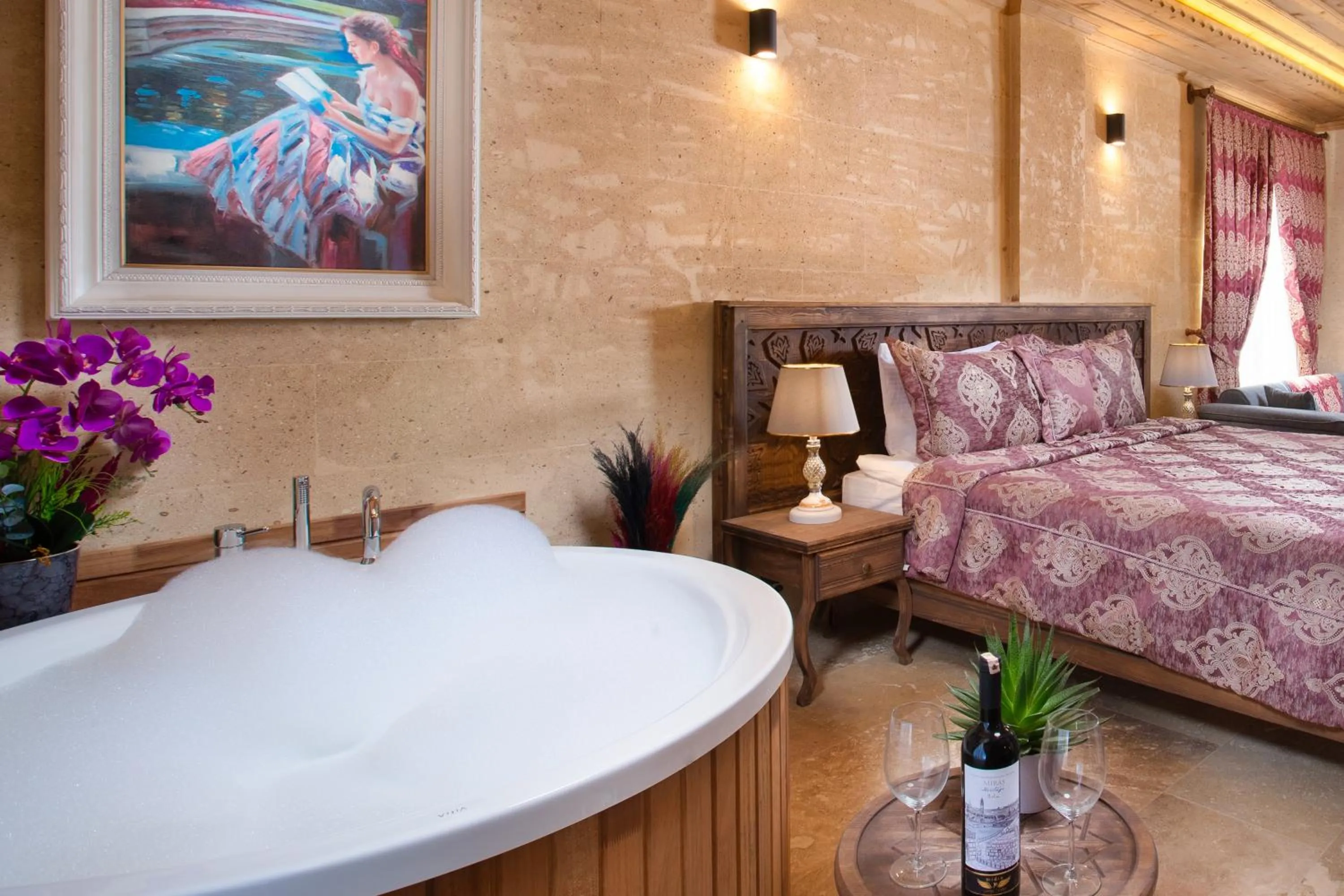 Bed in Cappadocia Pyramid Stone House