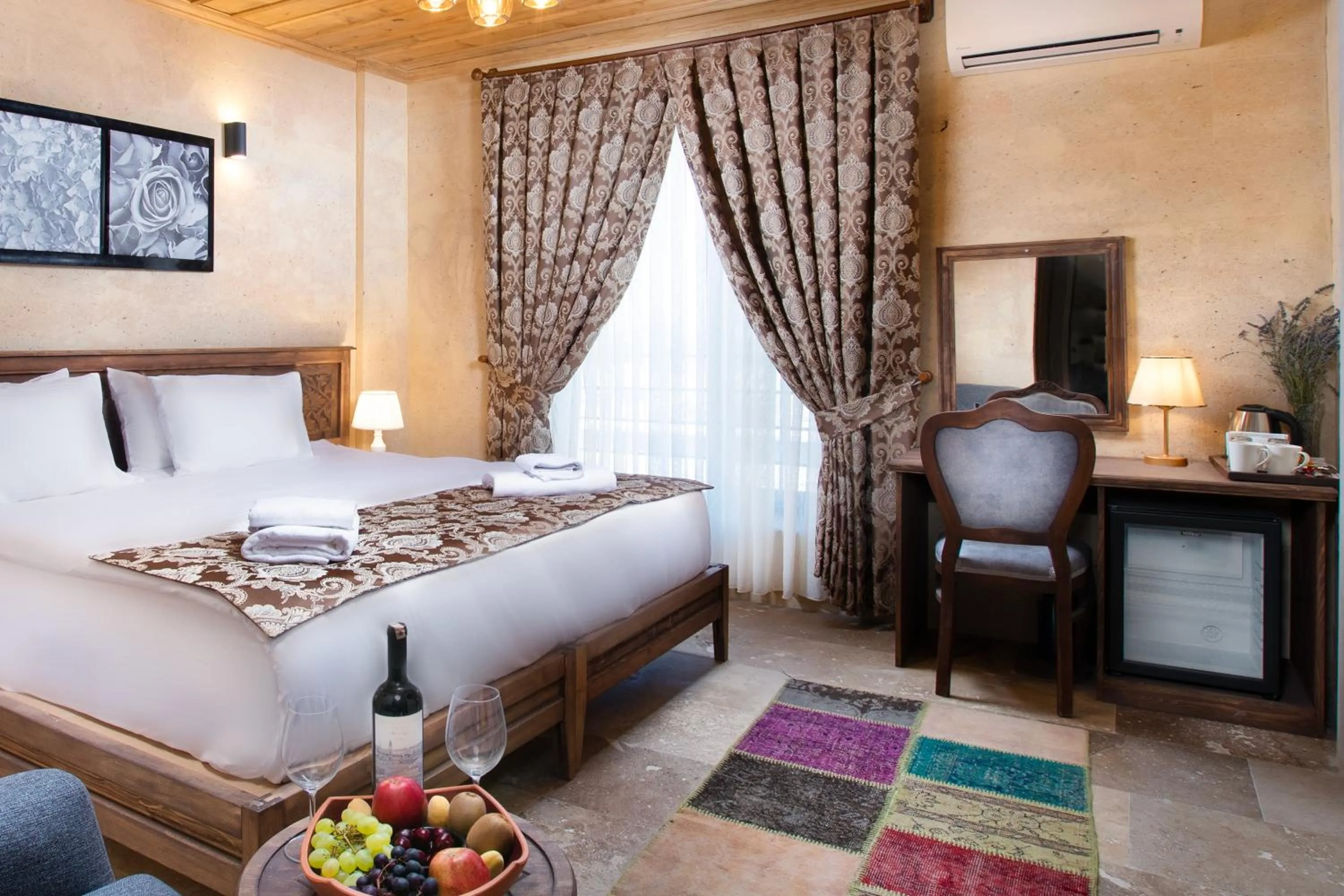 Coffee/tea facilities, Bed in Cappadocia Pyramid Stone House