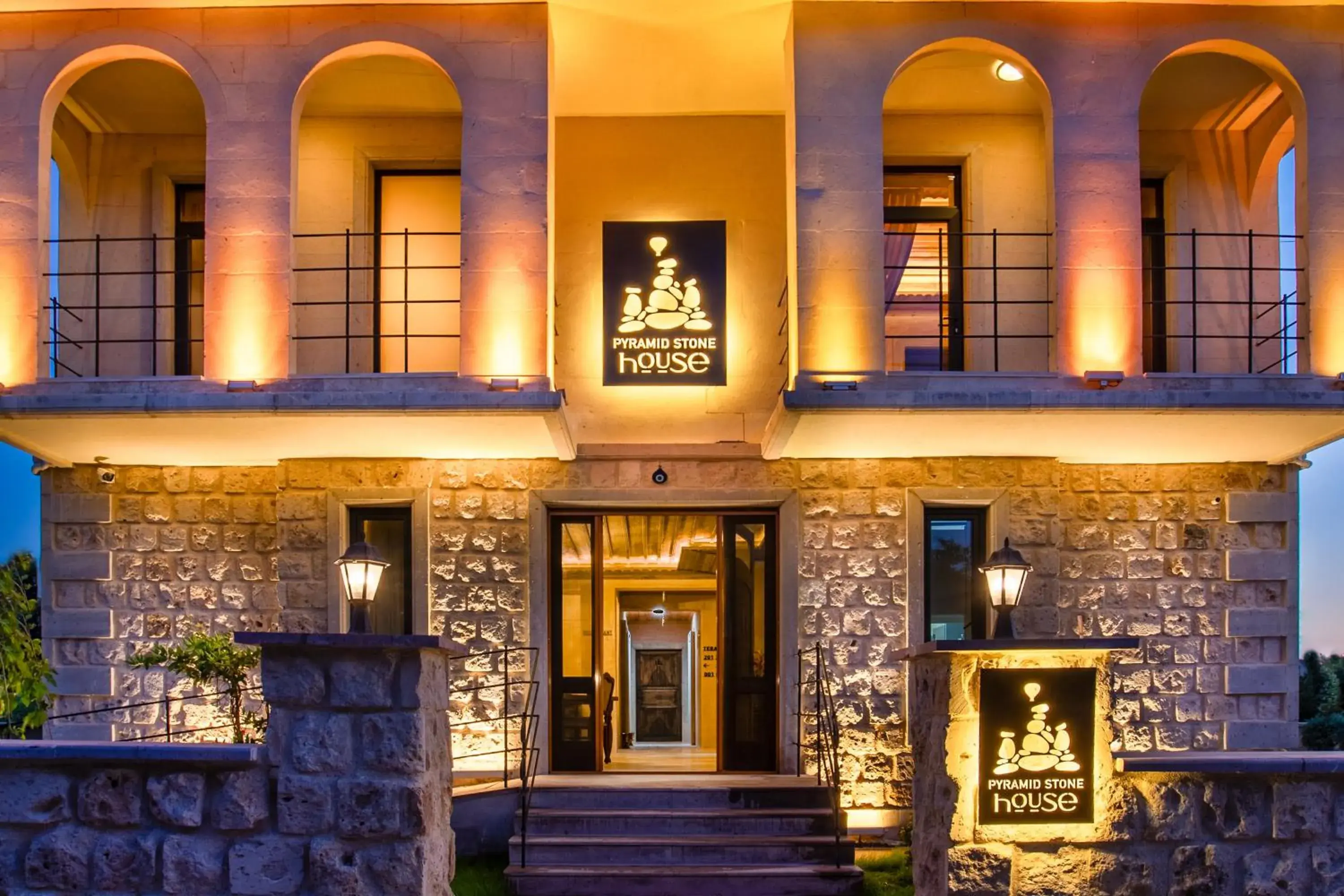 Property building in Cappadocia Pyramid Stone House Property building in Cappadocia Pyramid Stone House