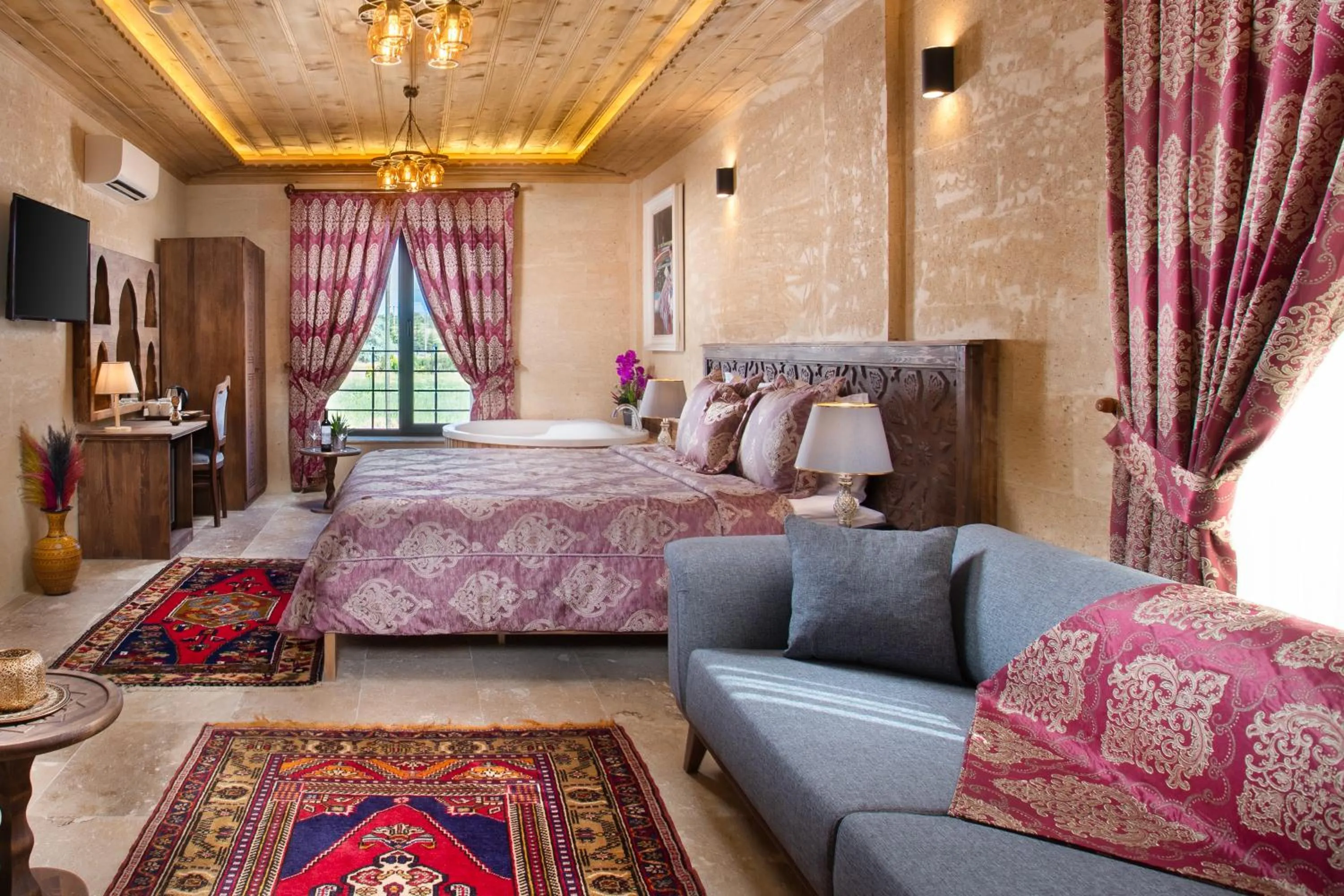 Bed in Cappadocia Pyramid Stone House