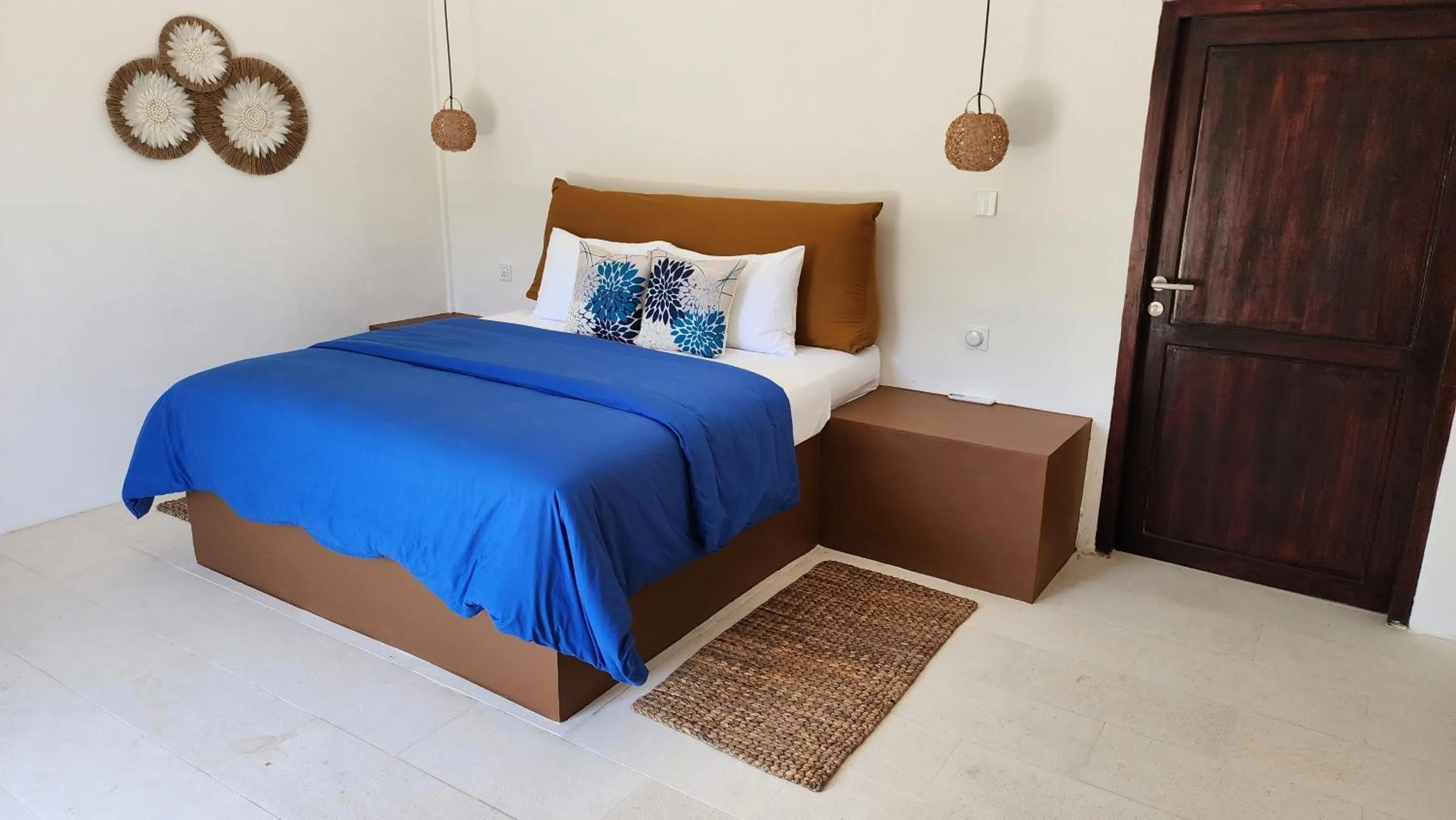 Bed in Mocean Beach Resort