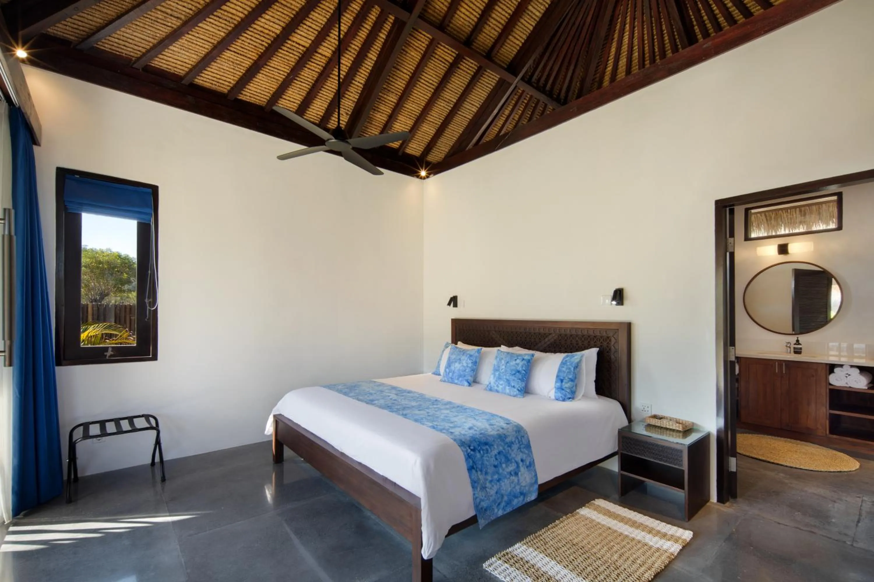 Bed in Mocean Beach Resort