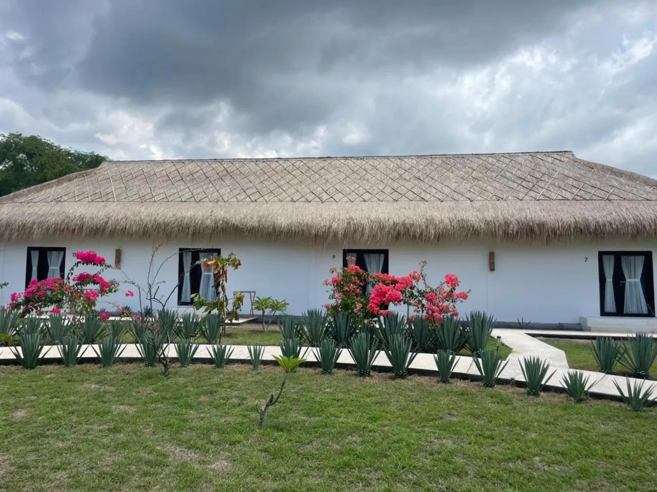 Property building in Mocean Beach Resort