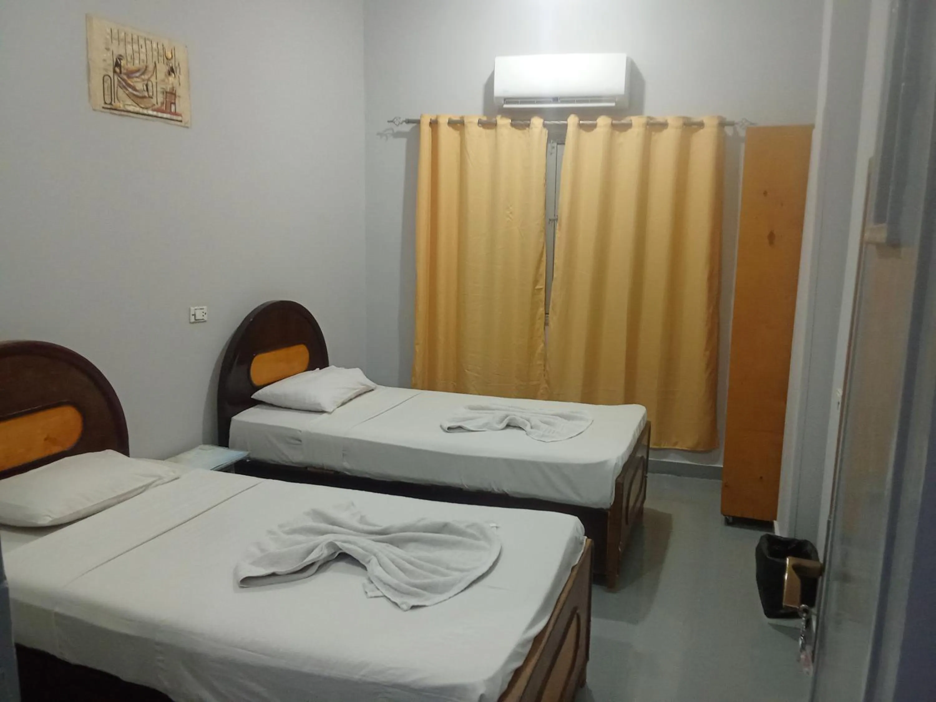 Bedroom, Bed in Bob Marley Peace hotel luxor