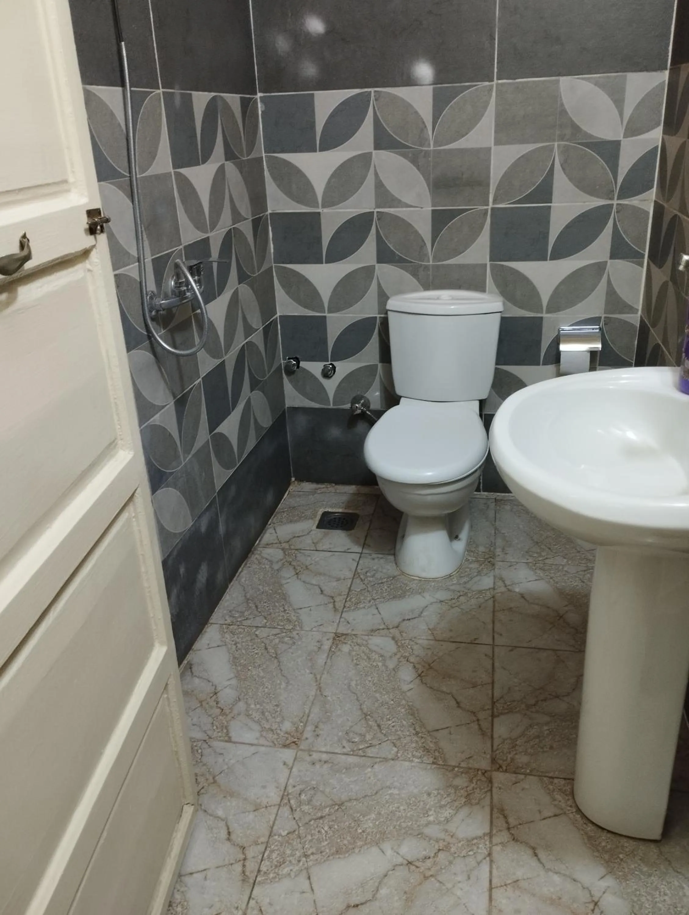 Bathroom in Bob Marley Peace hotel luxor