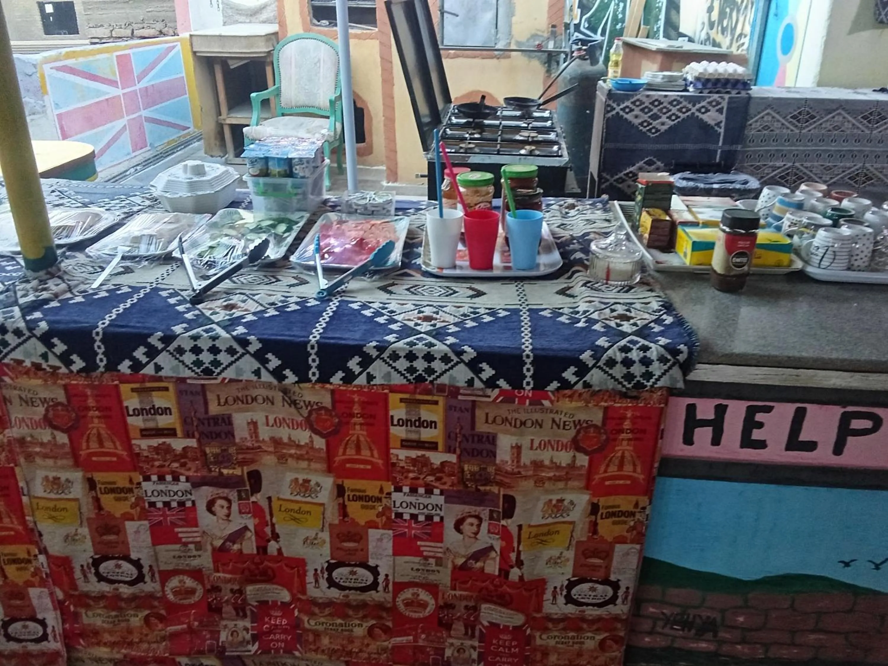 Restaurant/places to eat in Bob Marley Peace hotel luxor