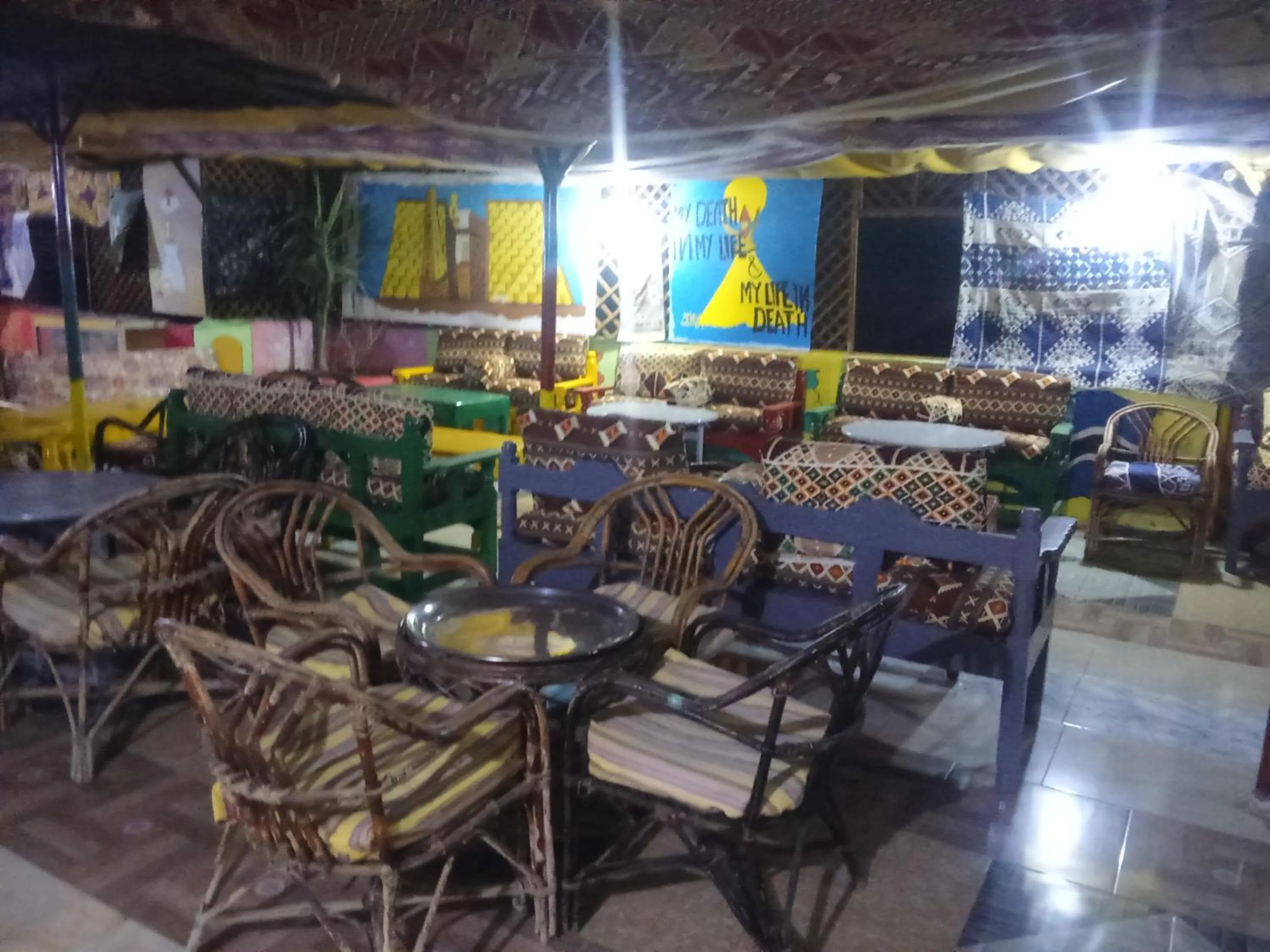 Restaurant/places to eat in Bob Marley Peace hotel luxor