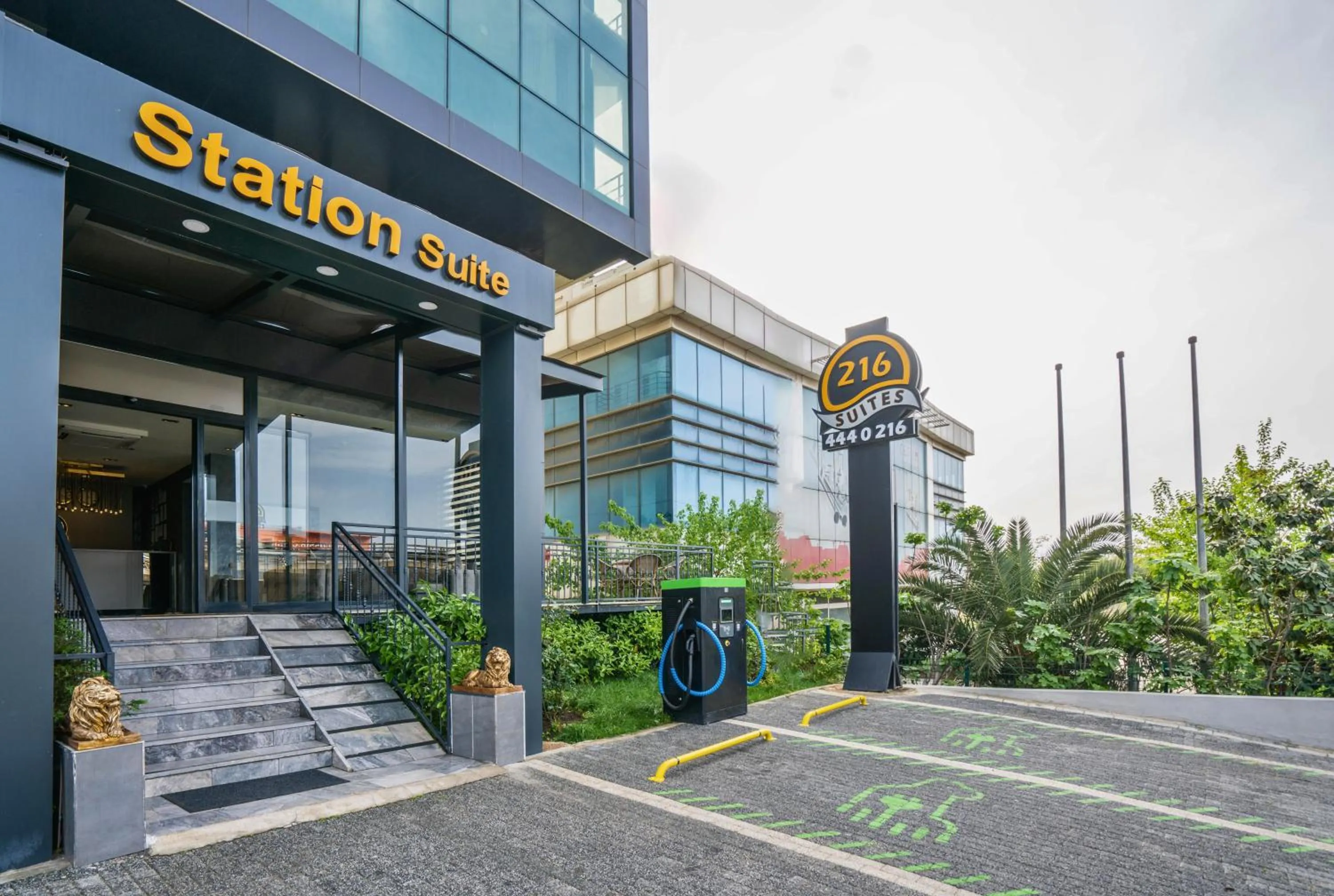 Facade/entrance in 216 Station Suite Gebze