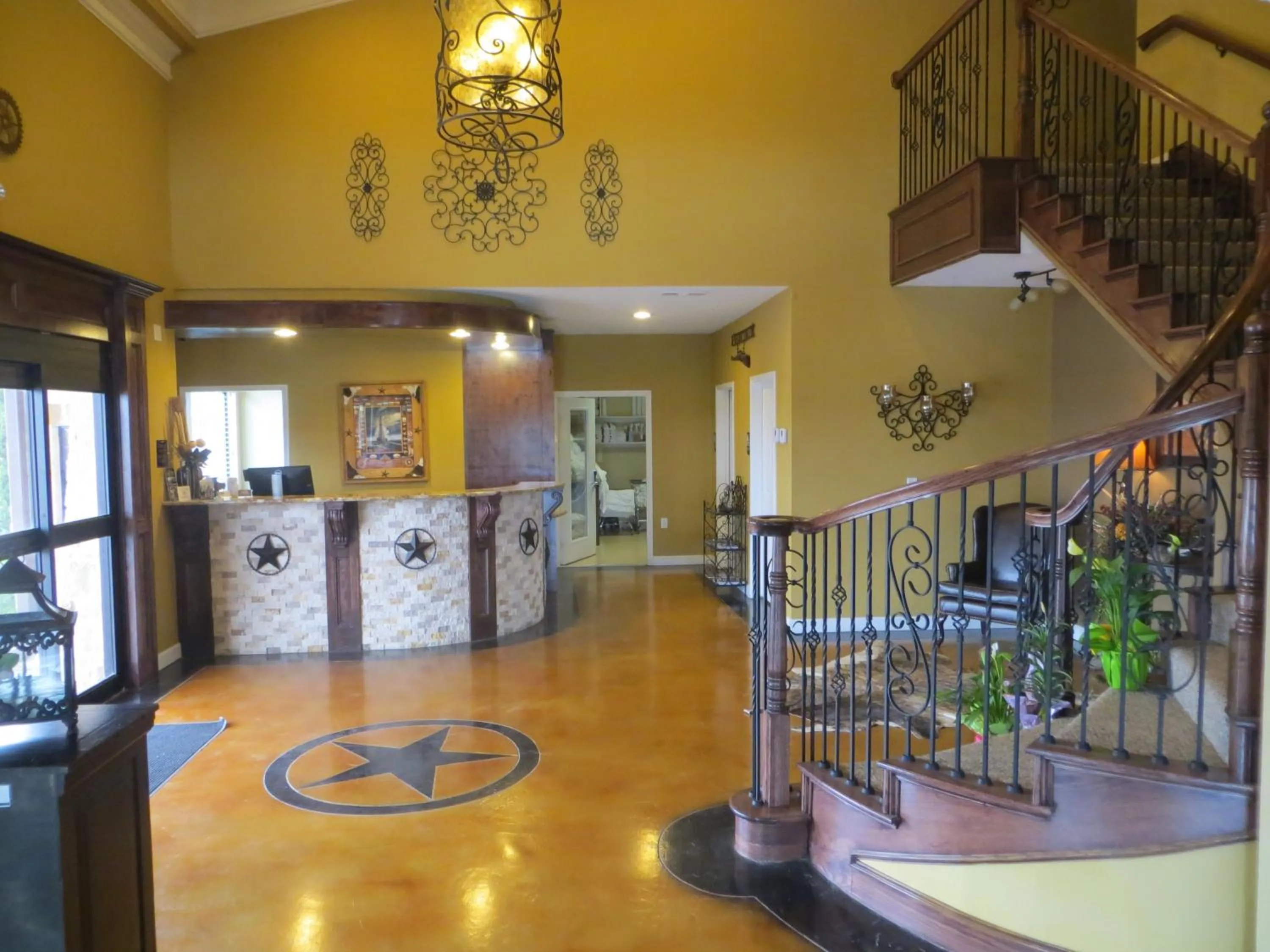 Lobby or reception in Black Gold Inn