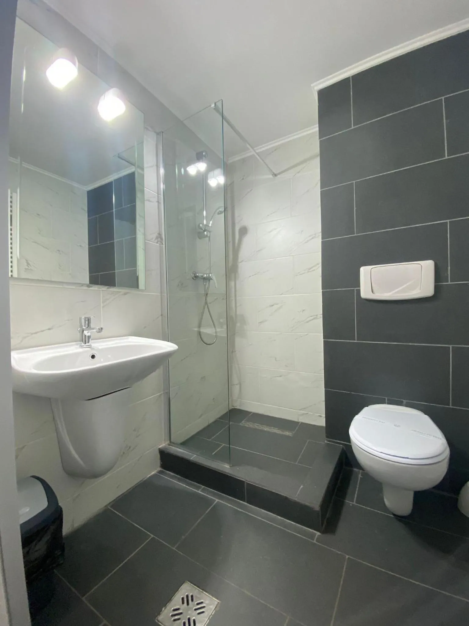 Shower in Hotel Stadion