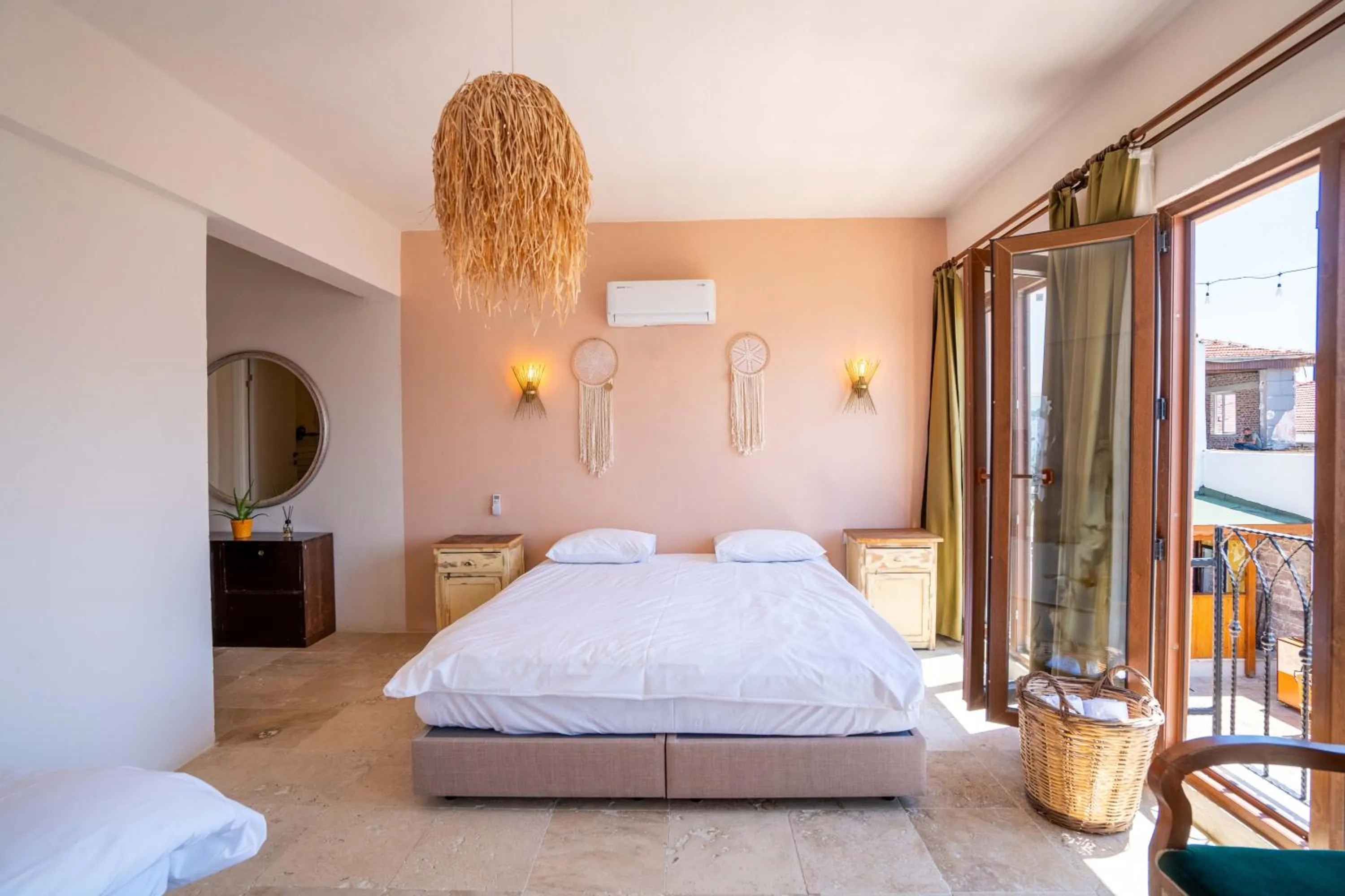 Bed in CasaLyma Ayvalık