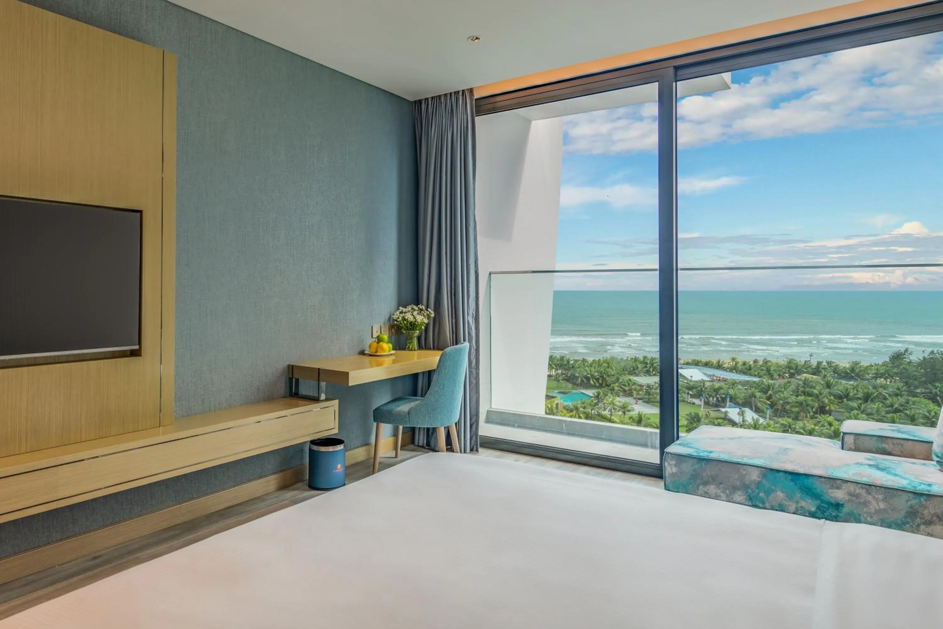 Sea view, Bed in Awaken Da Nang Hotel