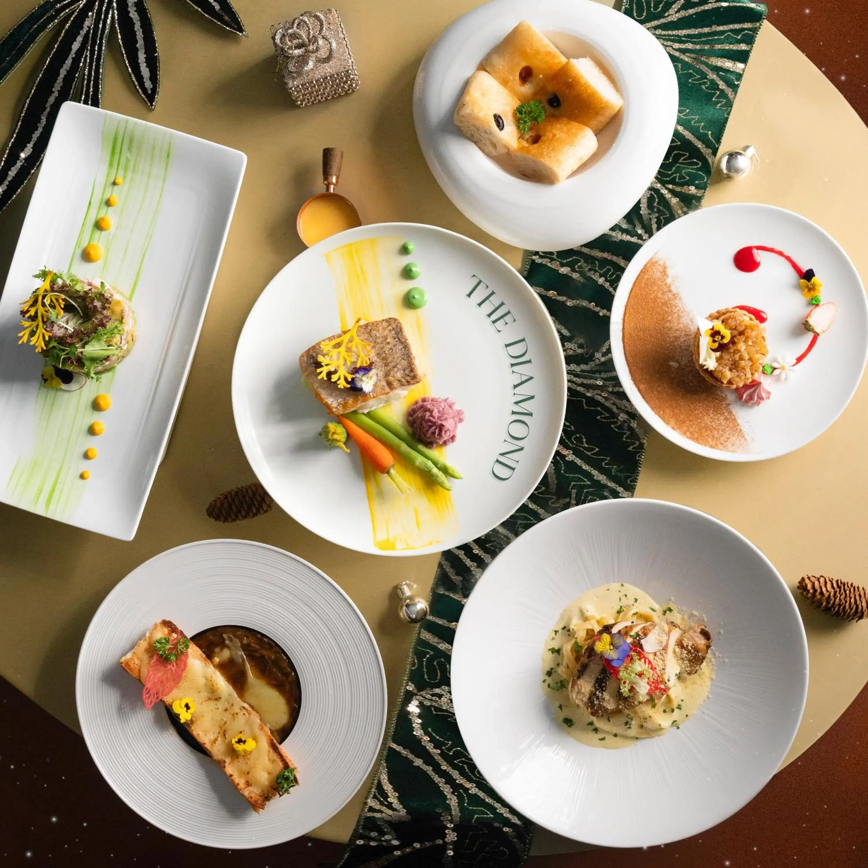 Restaurant/places to eat in Awaken Da Nang Hotel Restaurant/places to eat in Awaken Da Nang Hotel