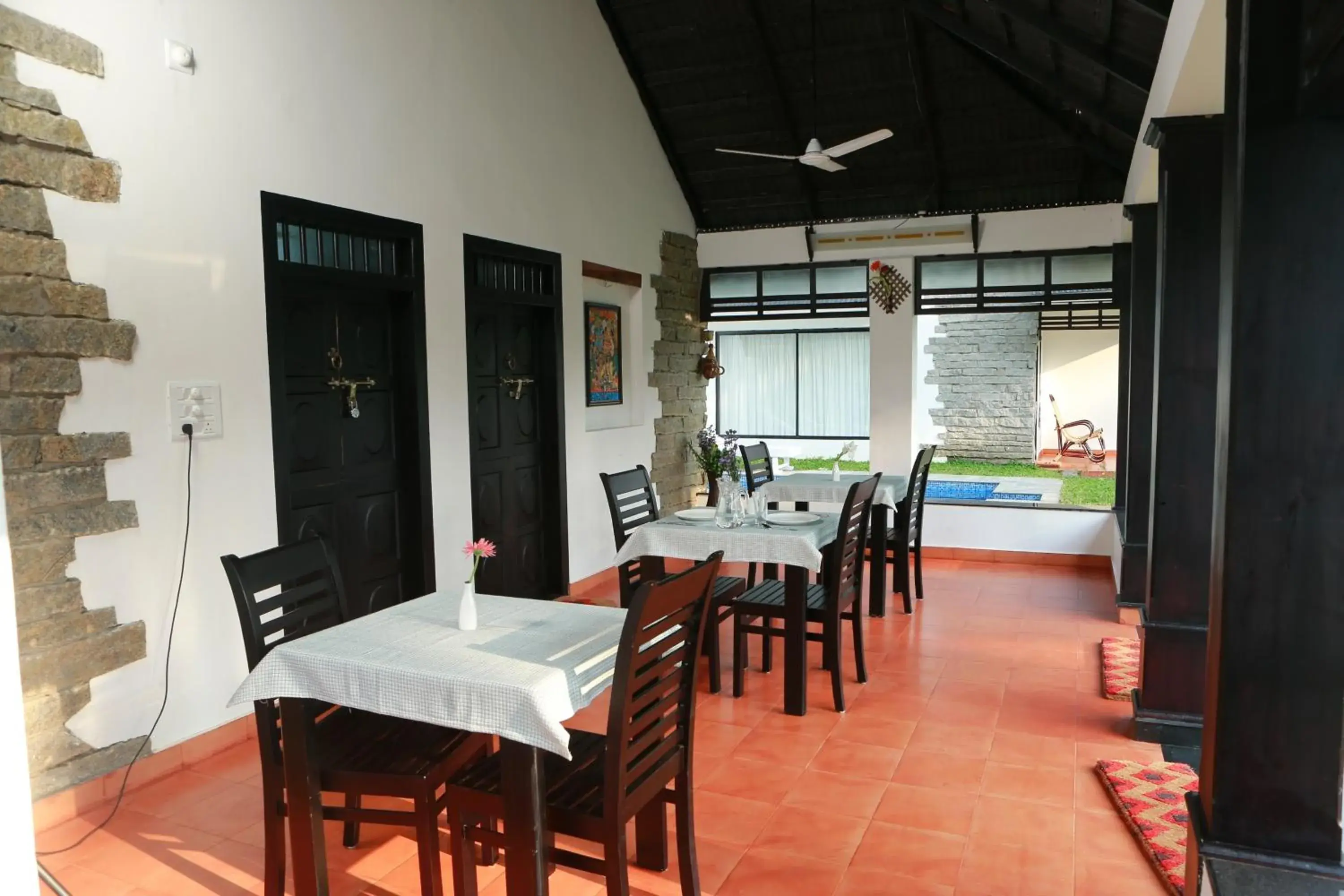 Restaurant/places to eat in Mayas Beach House Restaurant/places to eat in Mayas Beach House