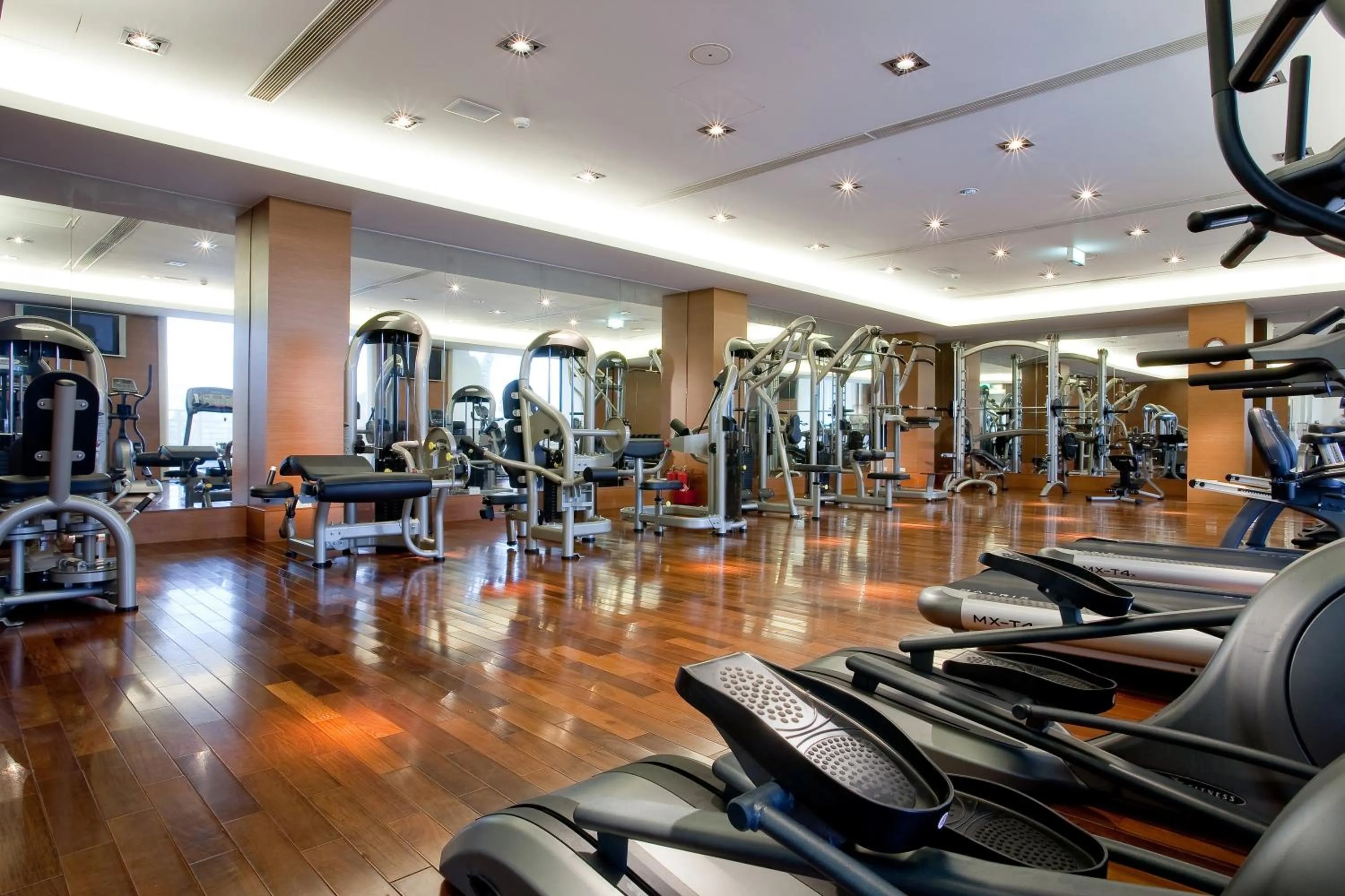 Fitness centre/facilities in Queena Plaza Hotel