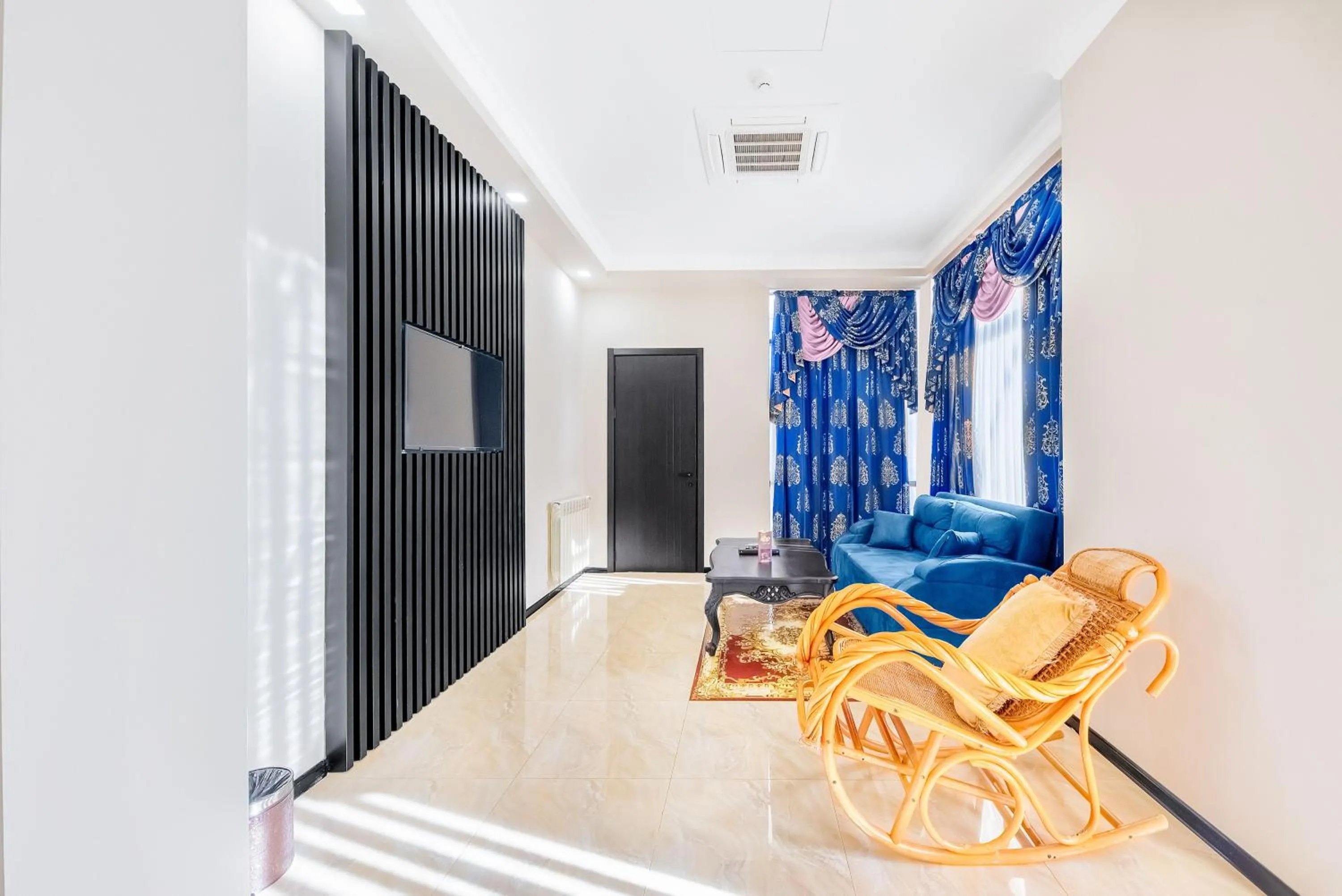 Living room in Cron Palace kosher Tbilisi Hotel