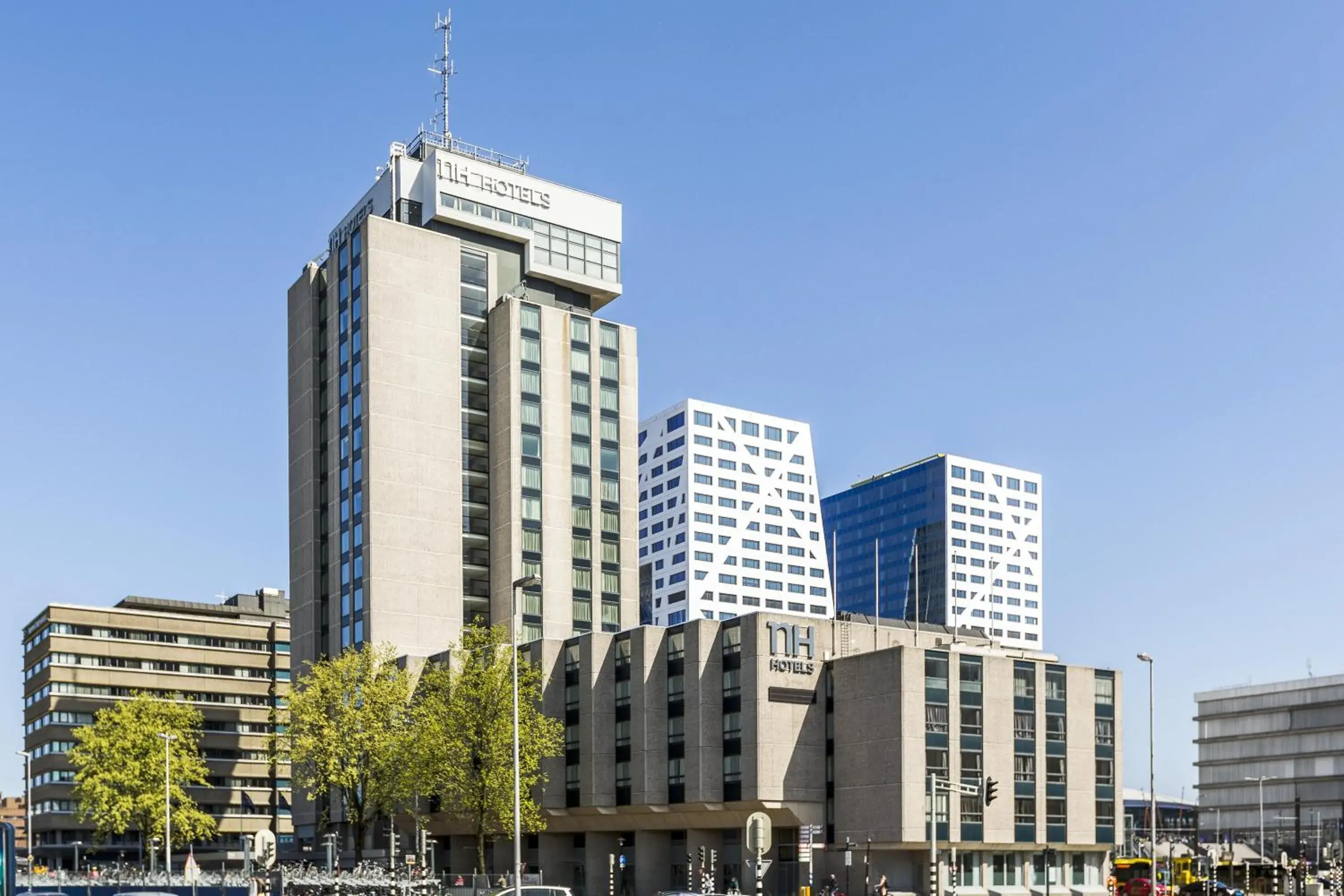 Property building in NH Utrecht Property building in NH Utrecht