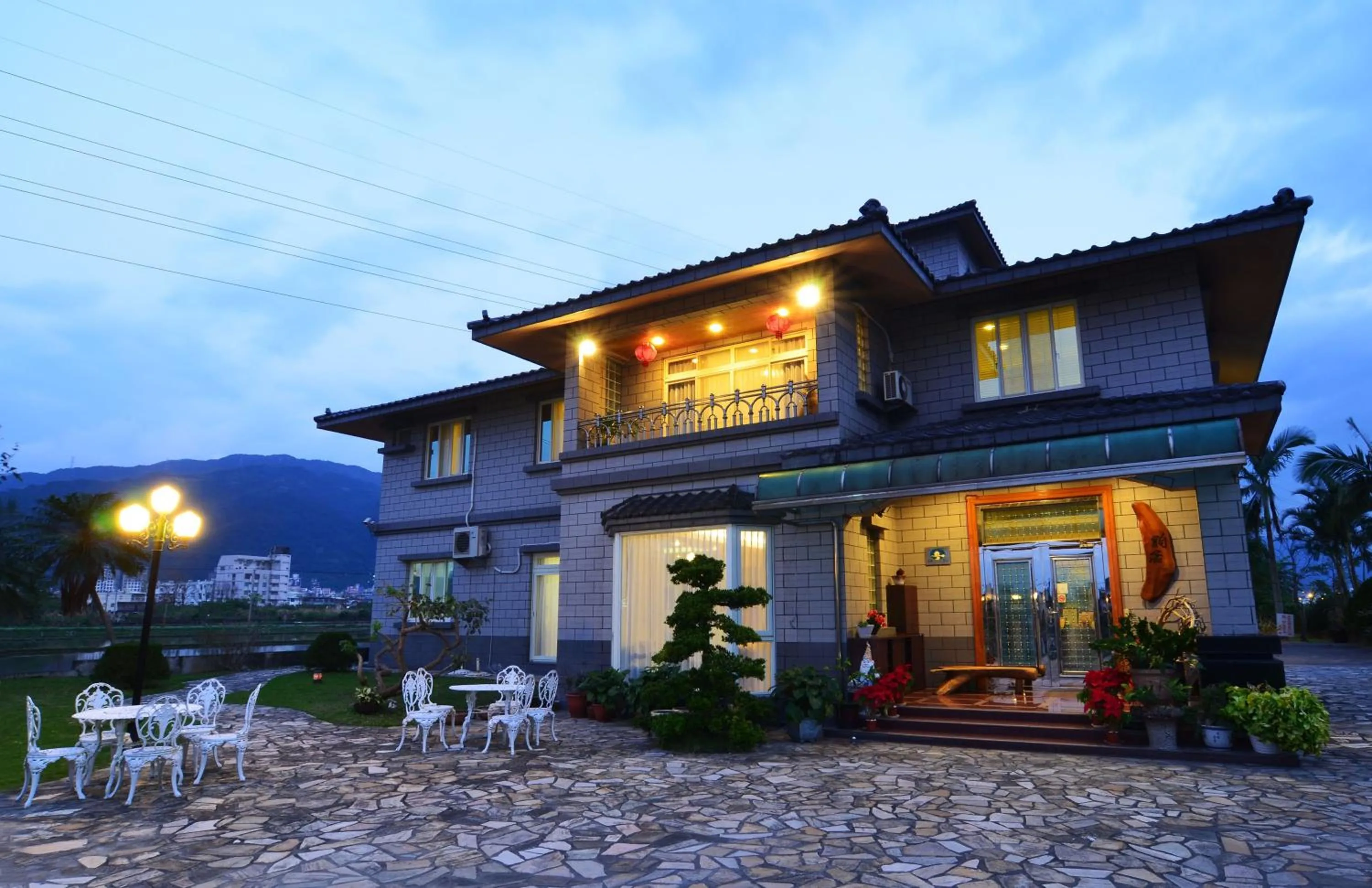 Yunju House