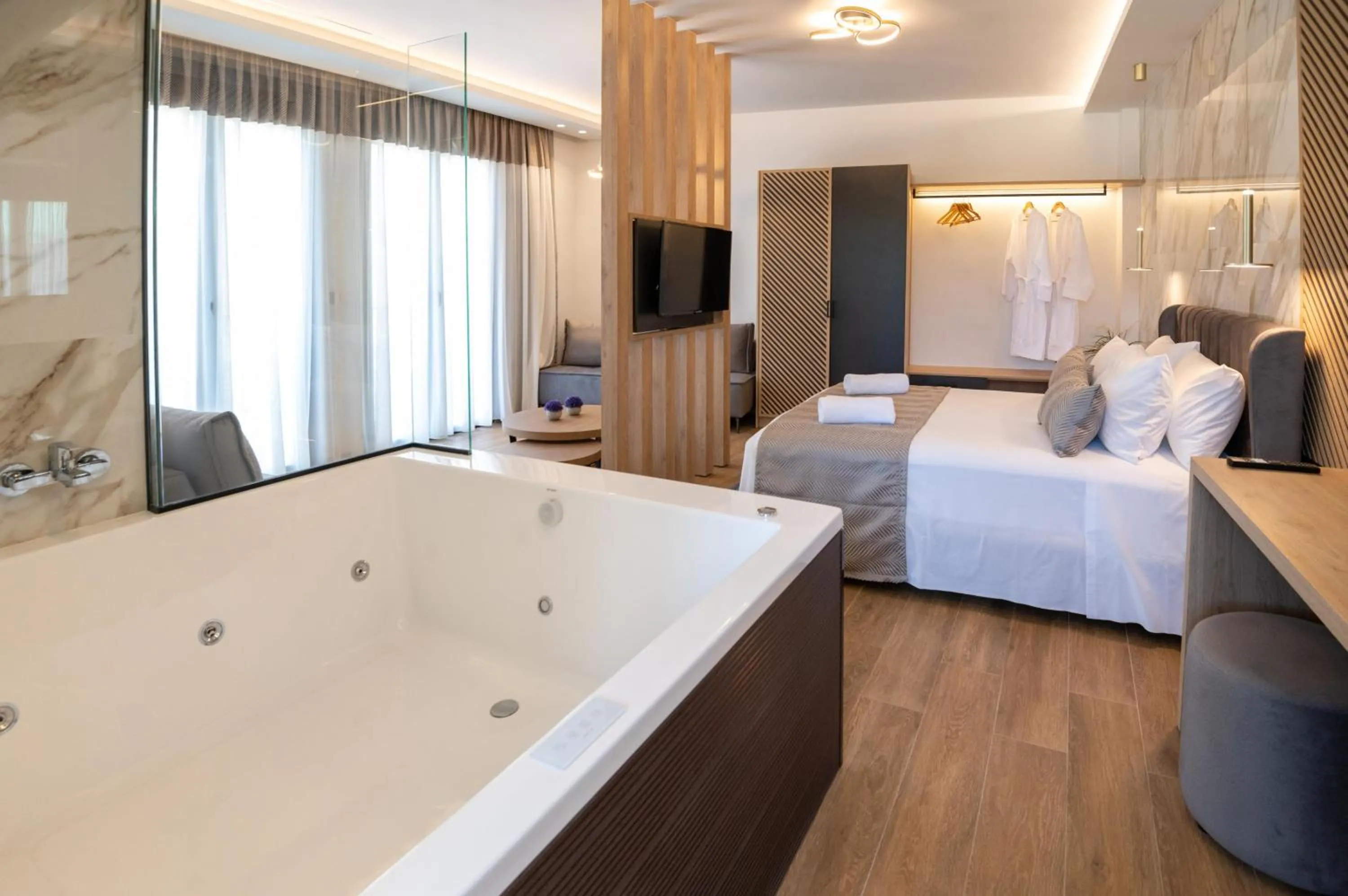John & Mary Suites