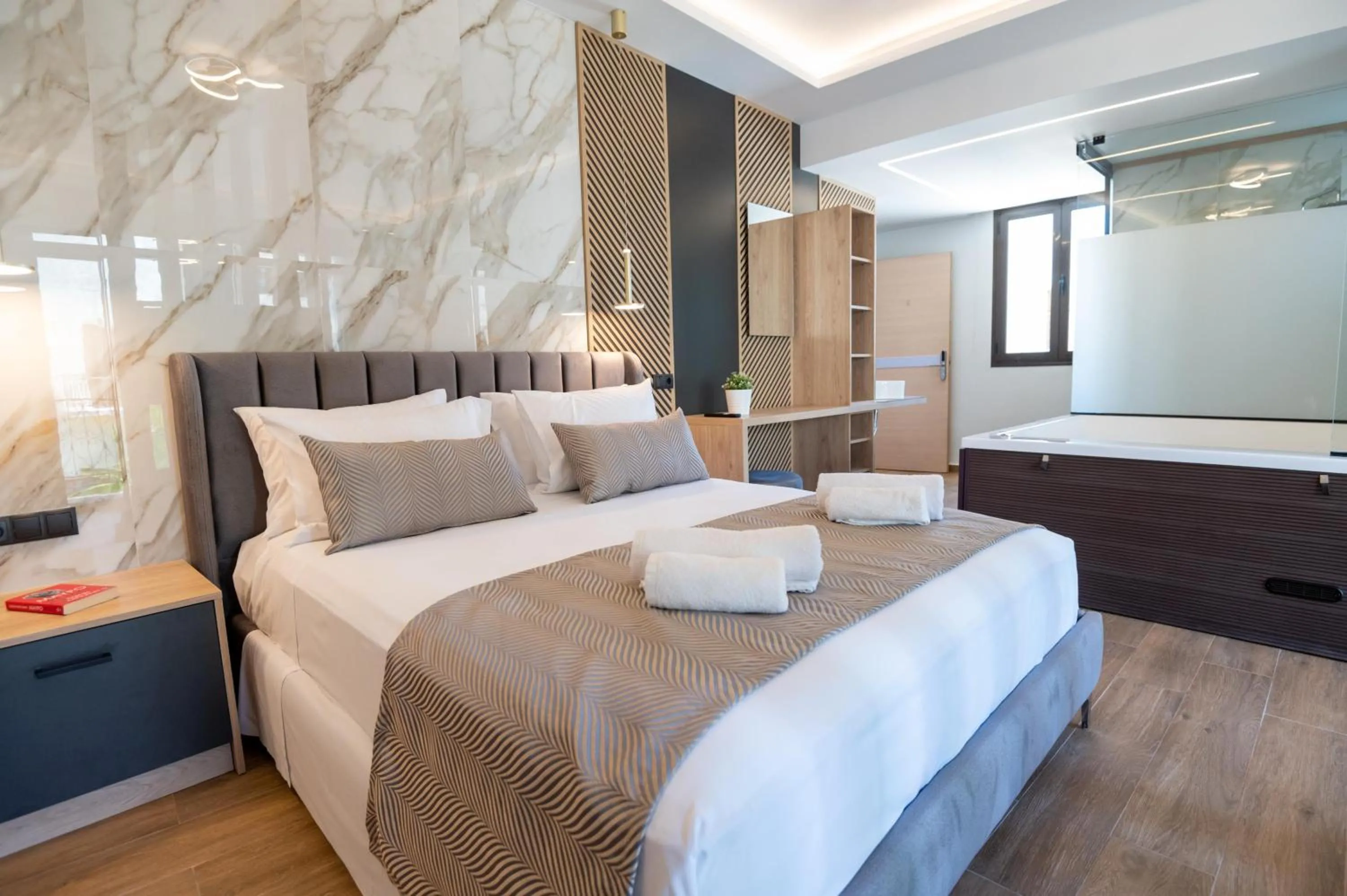 John & Mary Suites