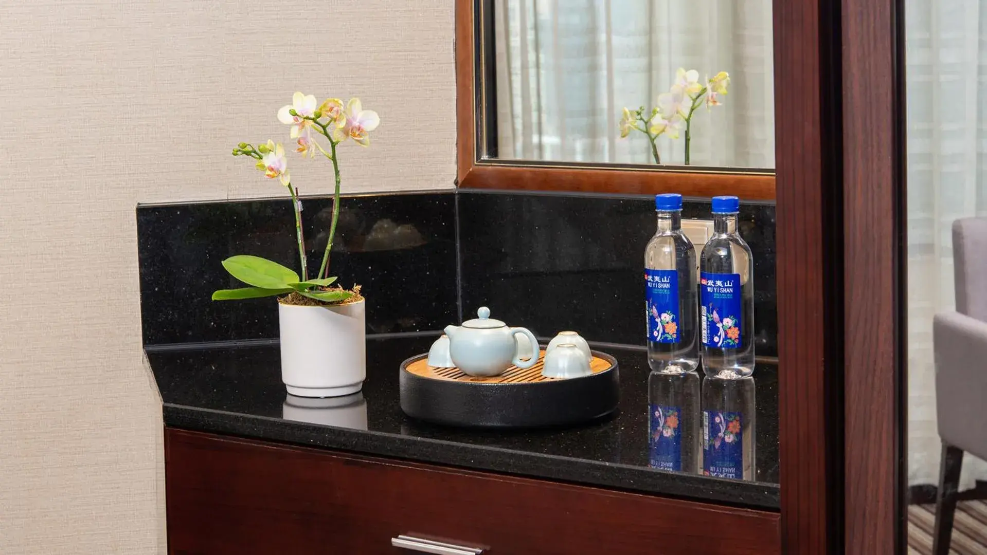 Executive Queen Room in Binbei Yiho Hotel Executive Queen Room in Binbei Yiho Hotel