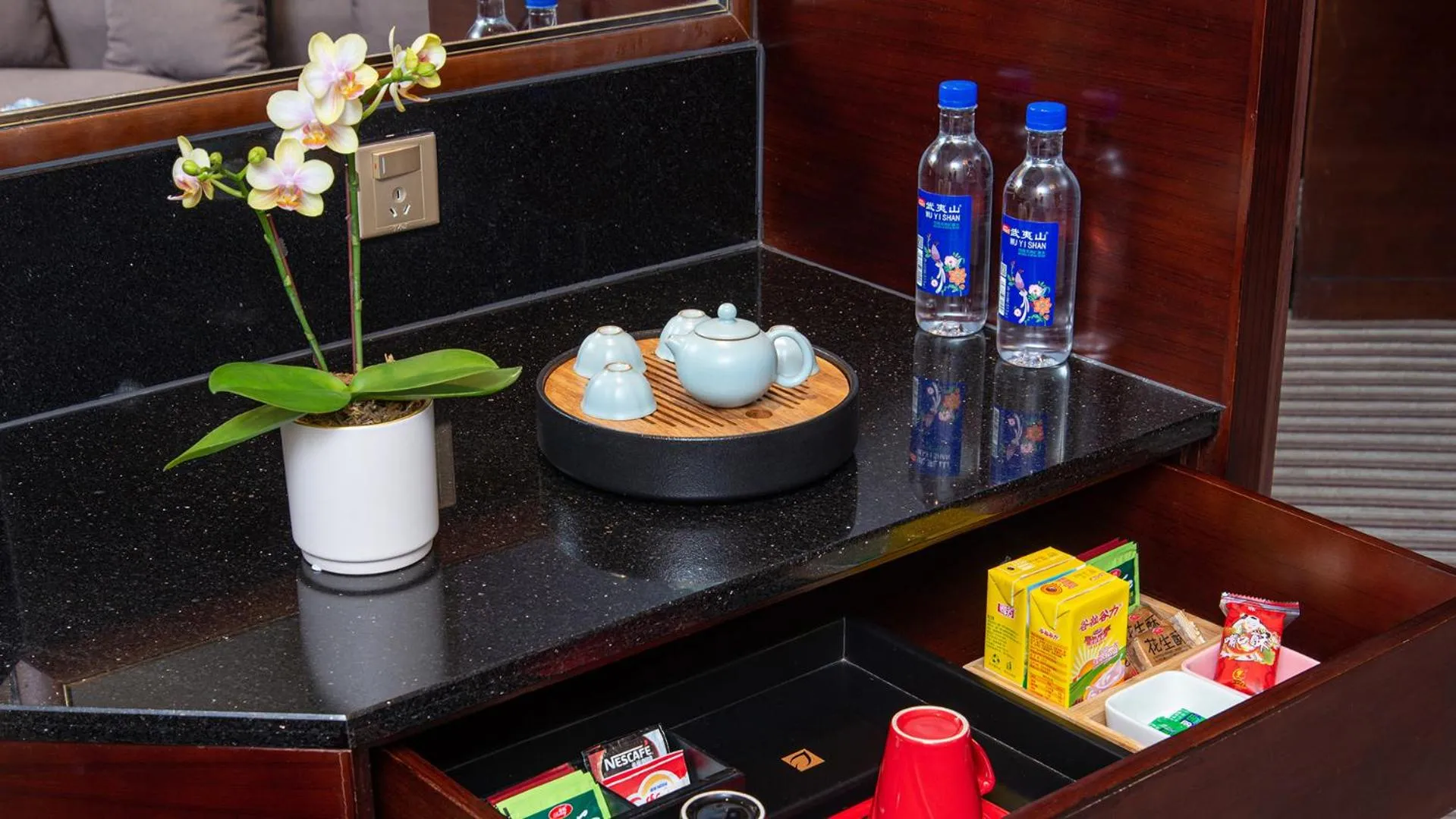 Food and drinks in Binbei Yiho Hotel