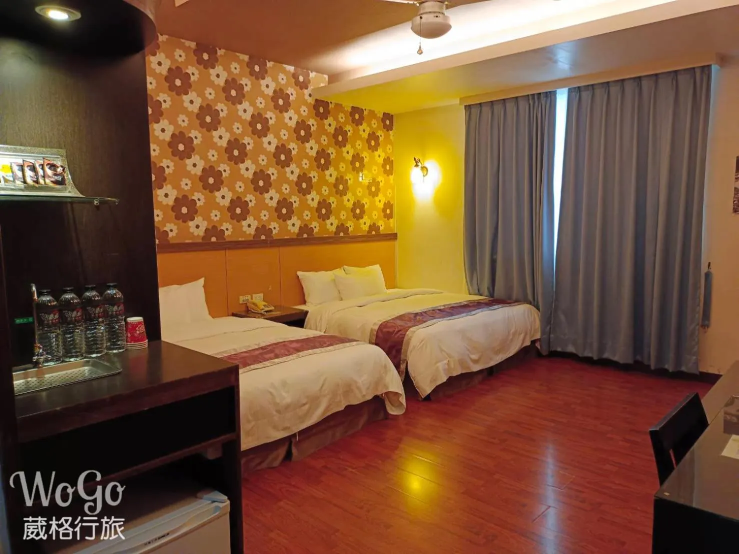 People, Bed in Wogo Hotel