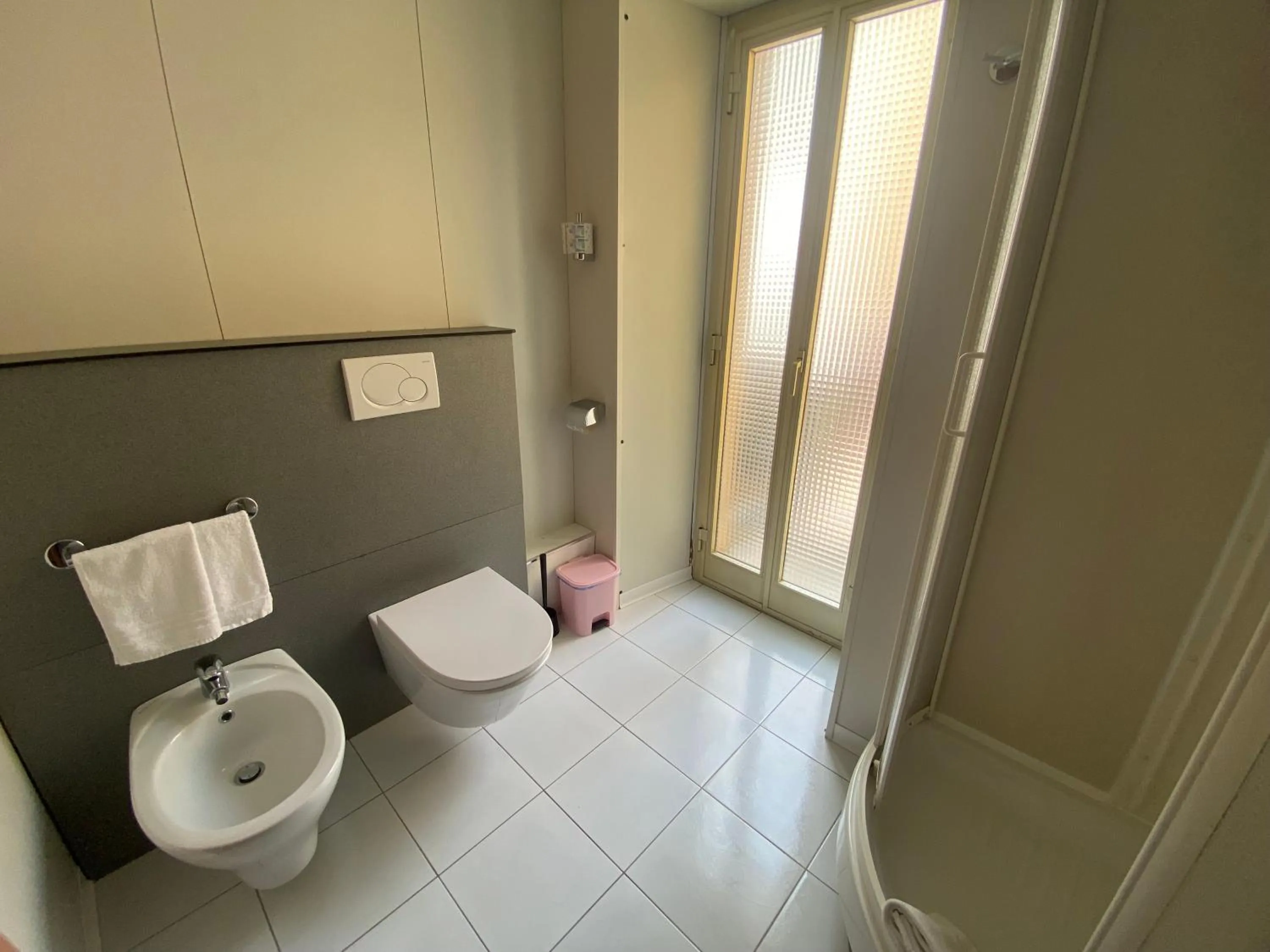 Bathroom in Londrino Sanremo