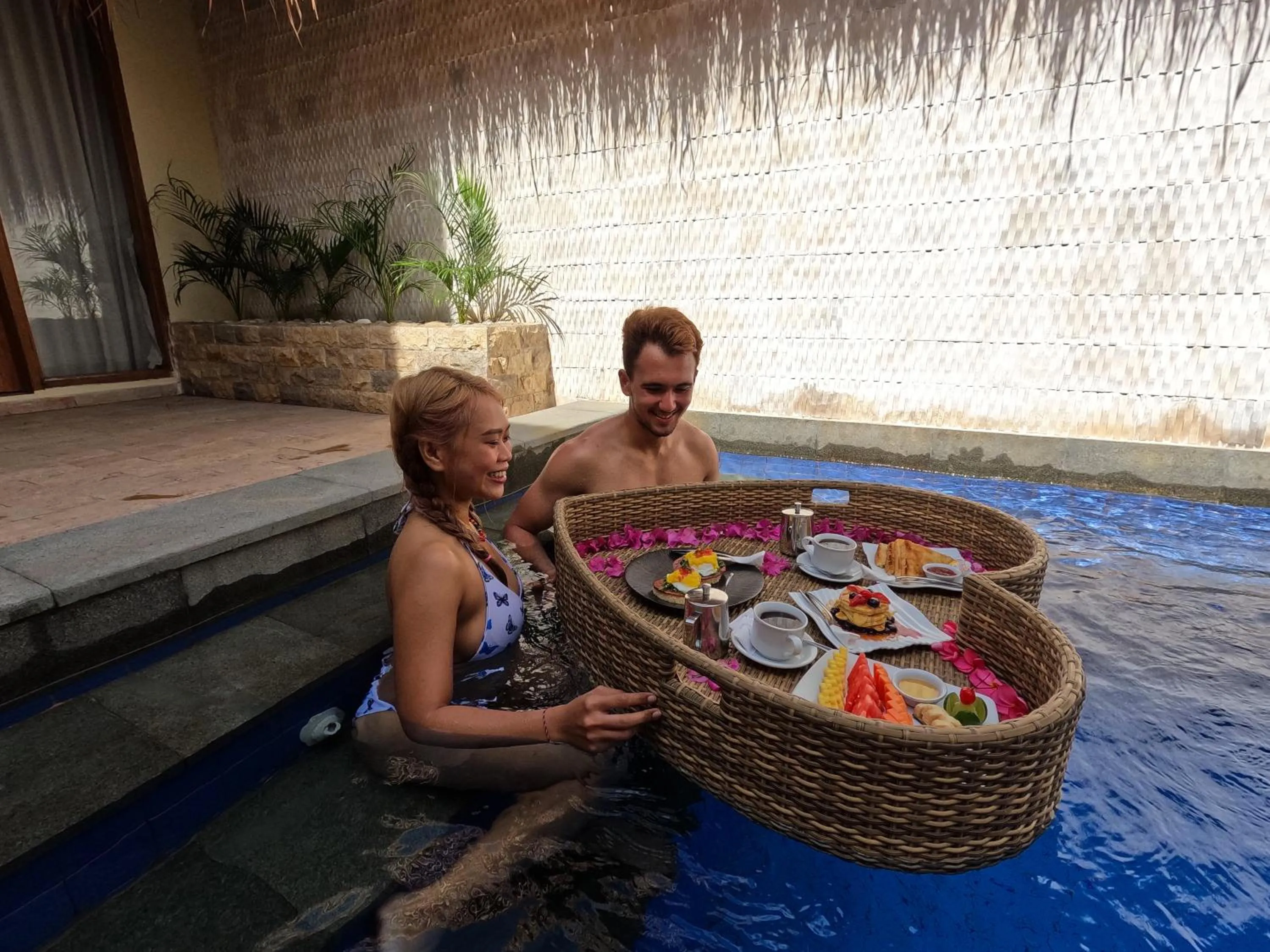 Swimming pool in La Bella - Hotel Villa & Spa