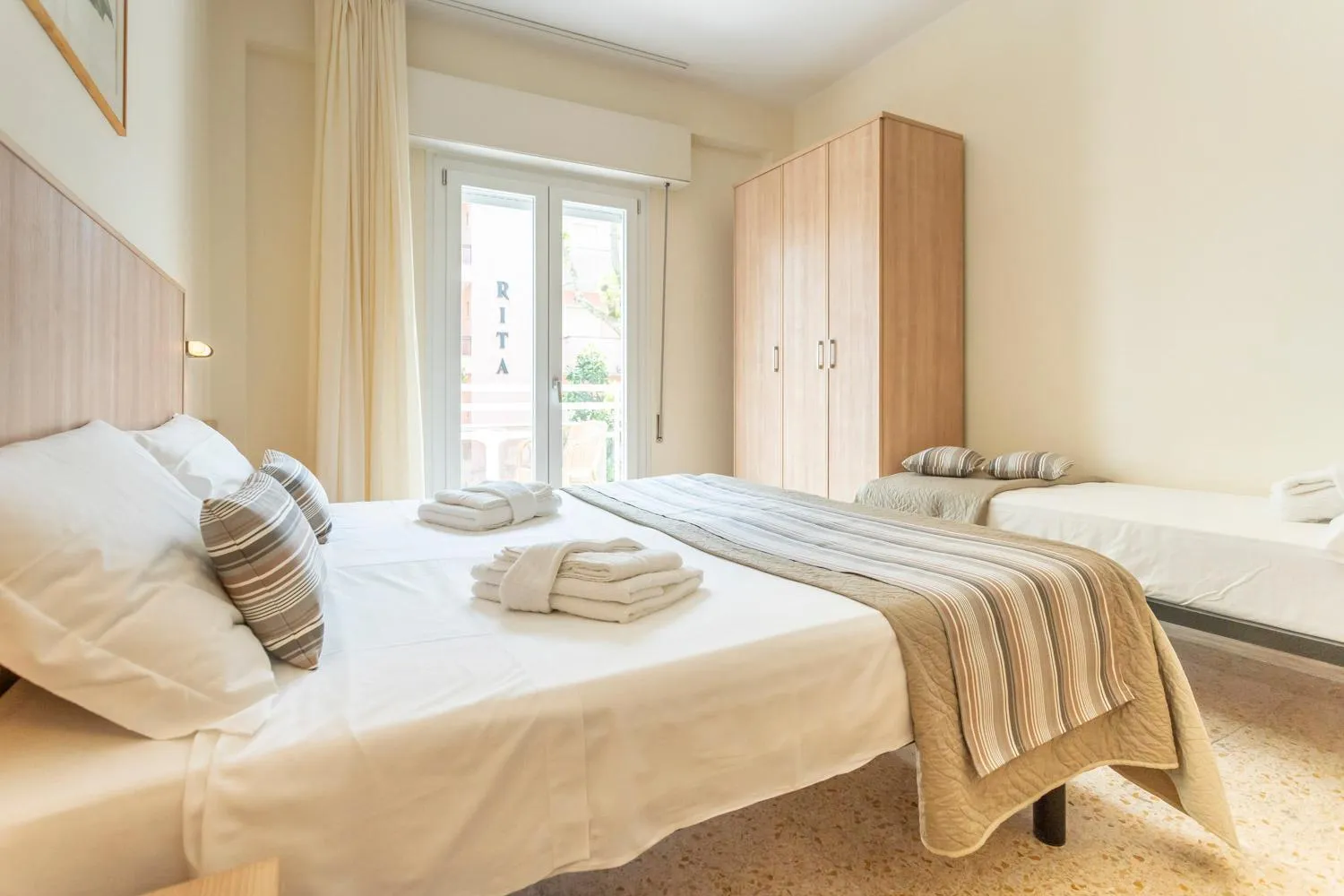 Bedroom, Bed in Hotel Cormoran Riccione