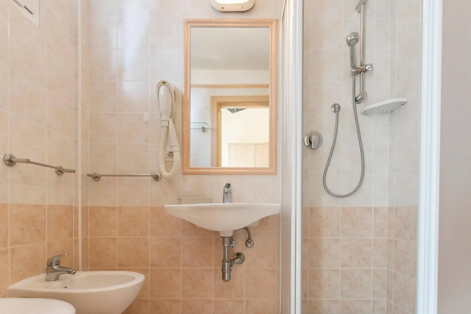 Bathroom in Hotel Cormoran Riccione