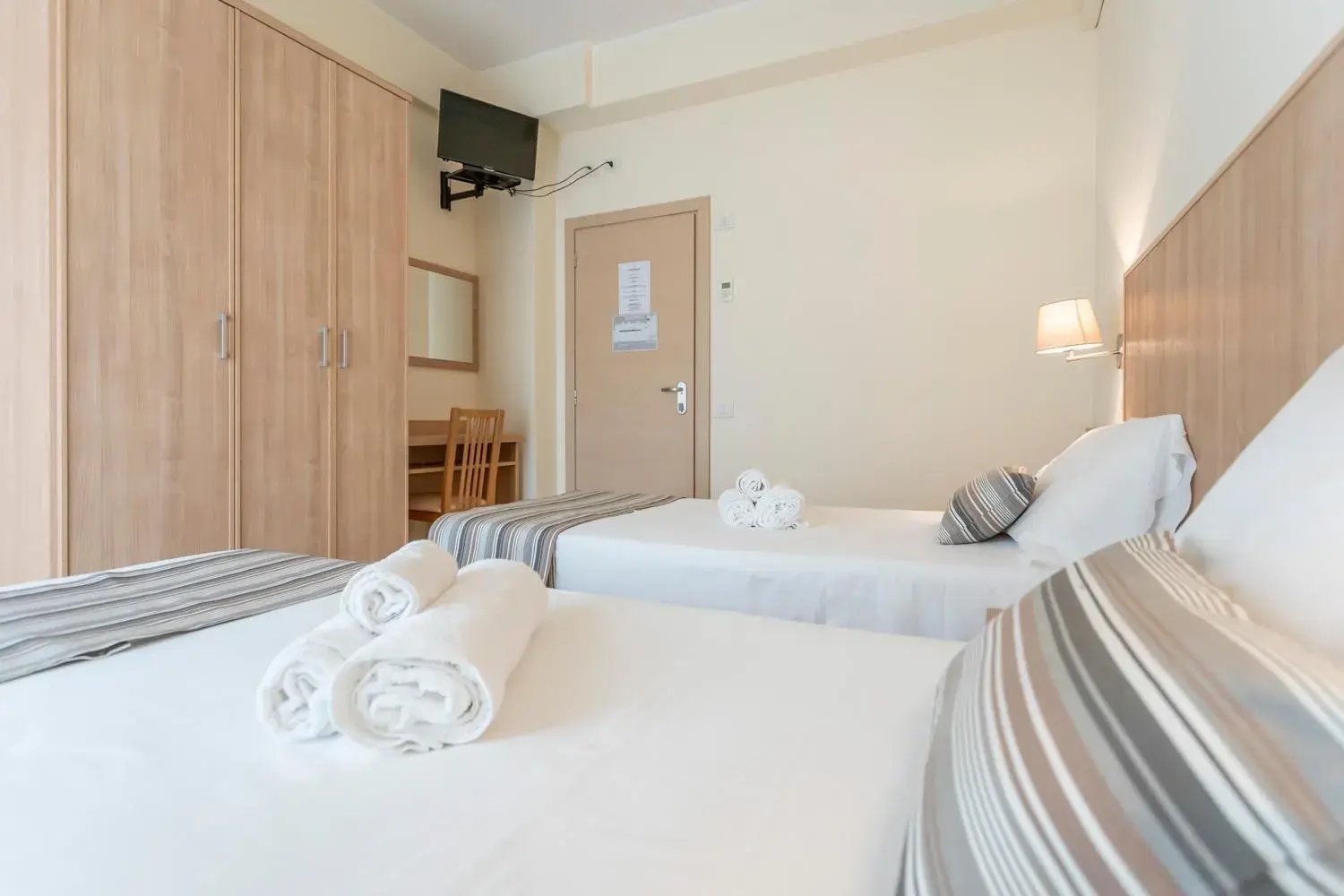 Triple Room with Balcony in Hotel Cormoran Riccione Triple Room with Balcony in Hotel Cormoran Riccione