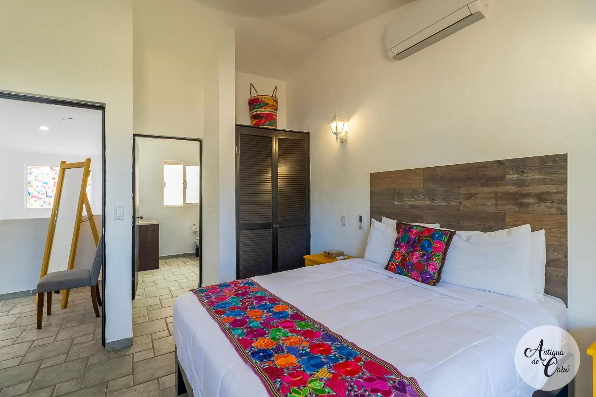 Bed in Antigua de Cabo