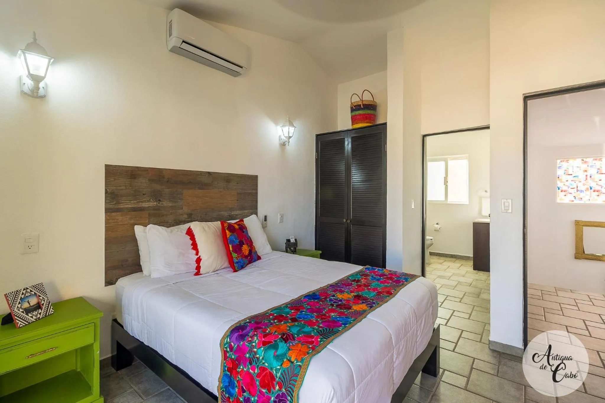 Bed in Antigua de Cabo