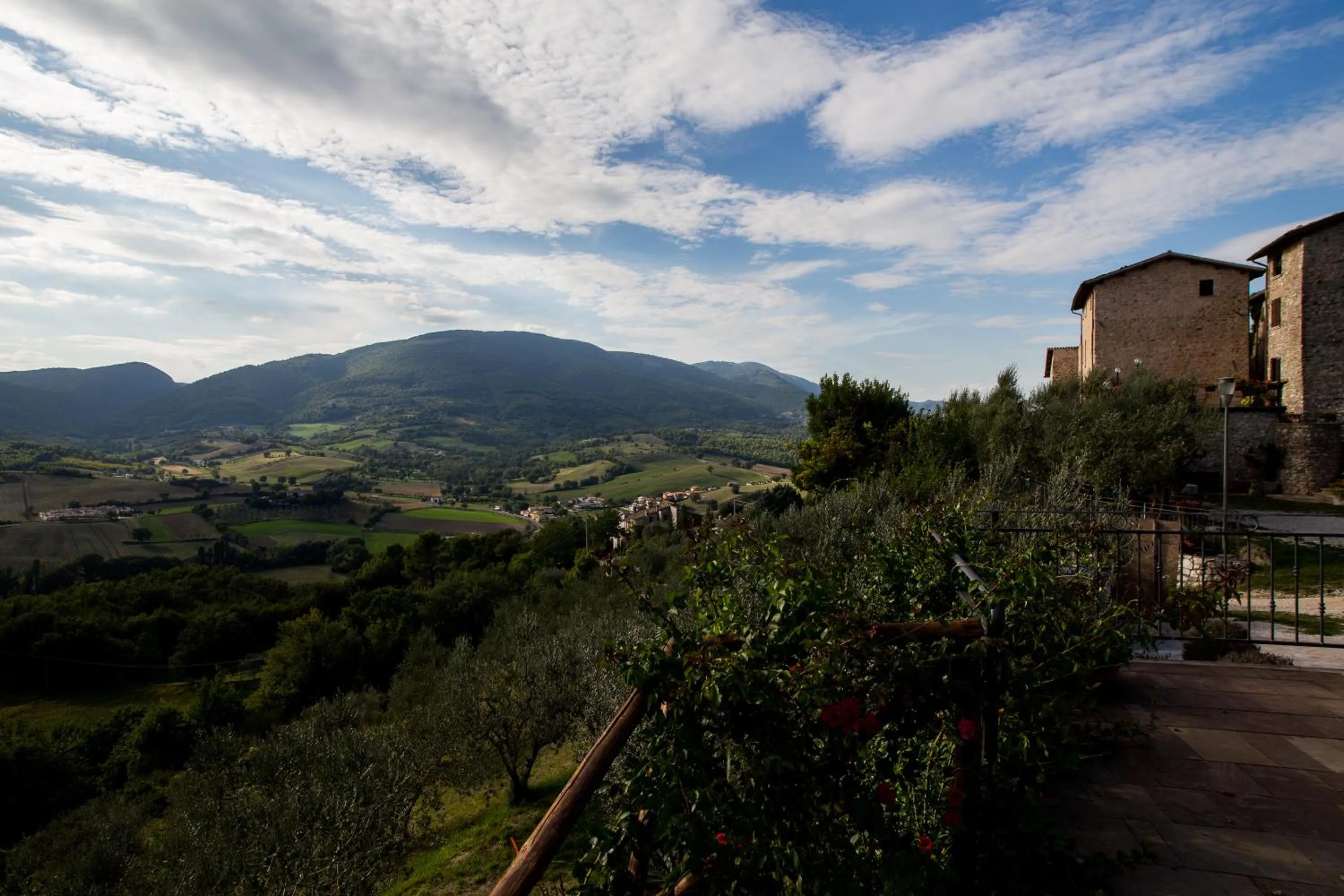 Facade/entrance in Il Castello Di Perchia
