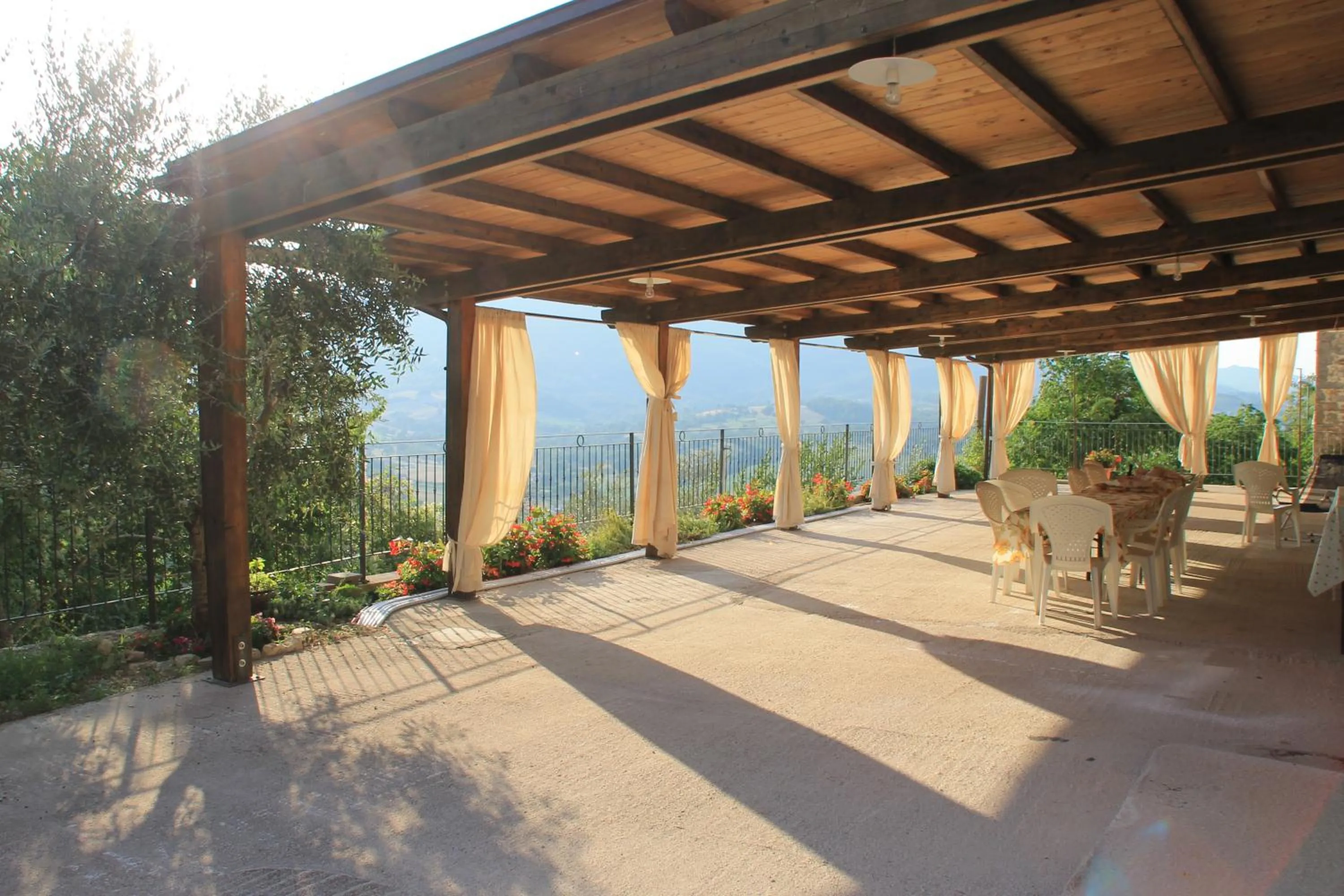 Balcony/Terrace in Il Castello Di Perchia