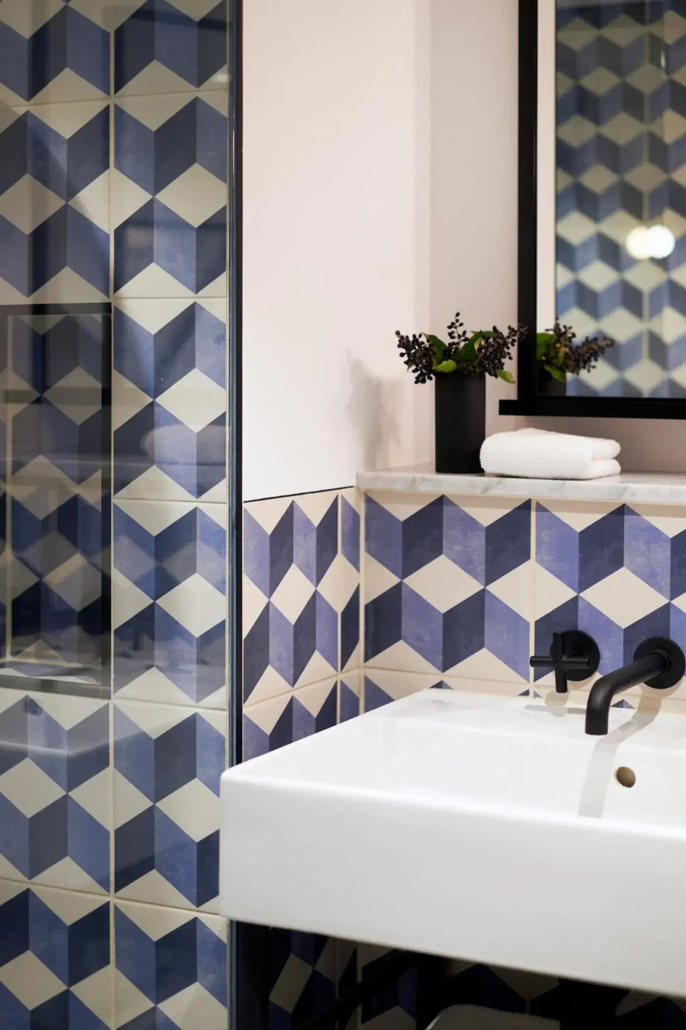 Bathroom in Kimpton De Witt Amsterdam by IHG Bathroom in Kimpton De Witt Amsterdam by IHG