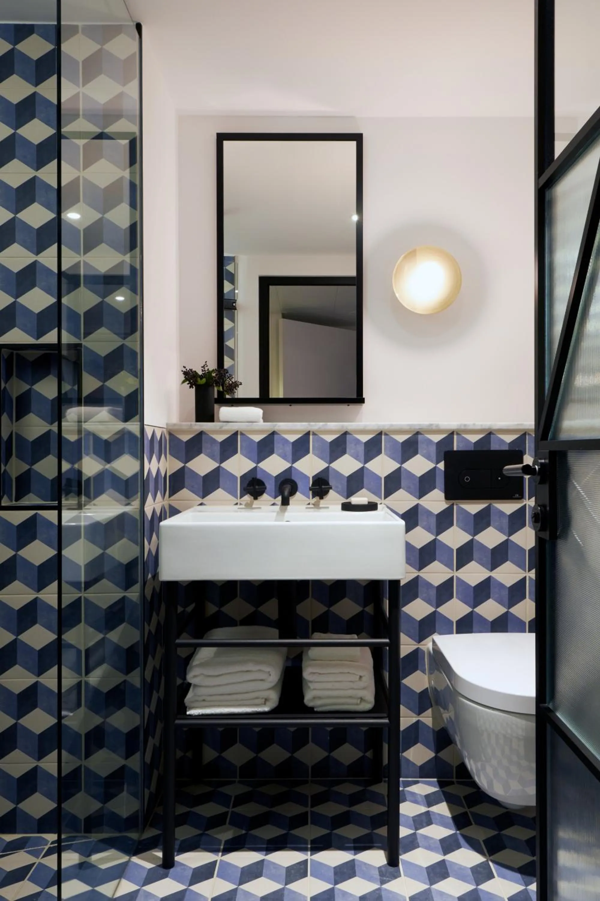 Bathroom in Kimpton De Witt Amsterdam by IHG