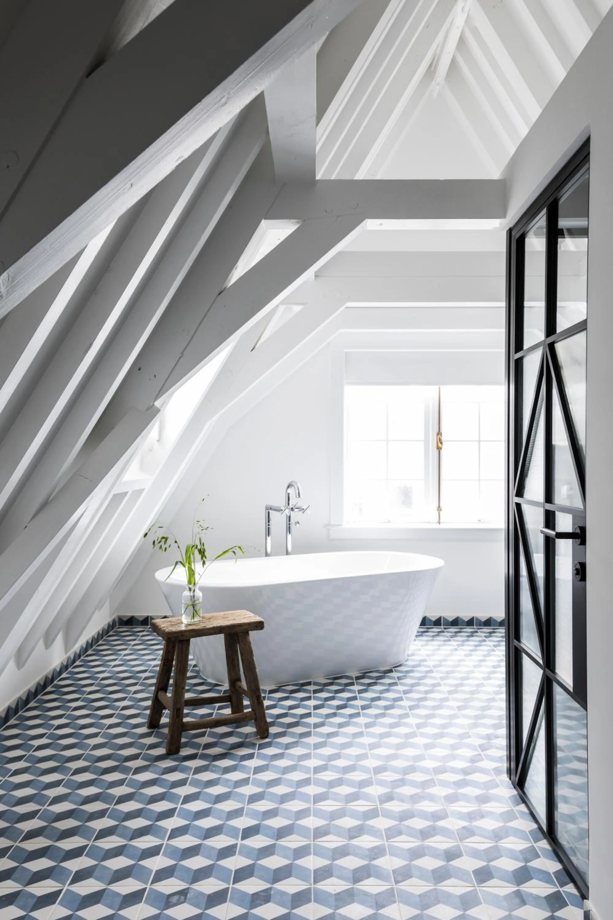 Bath in Kimpton De Witt Amsterdam by IHG