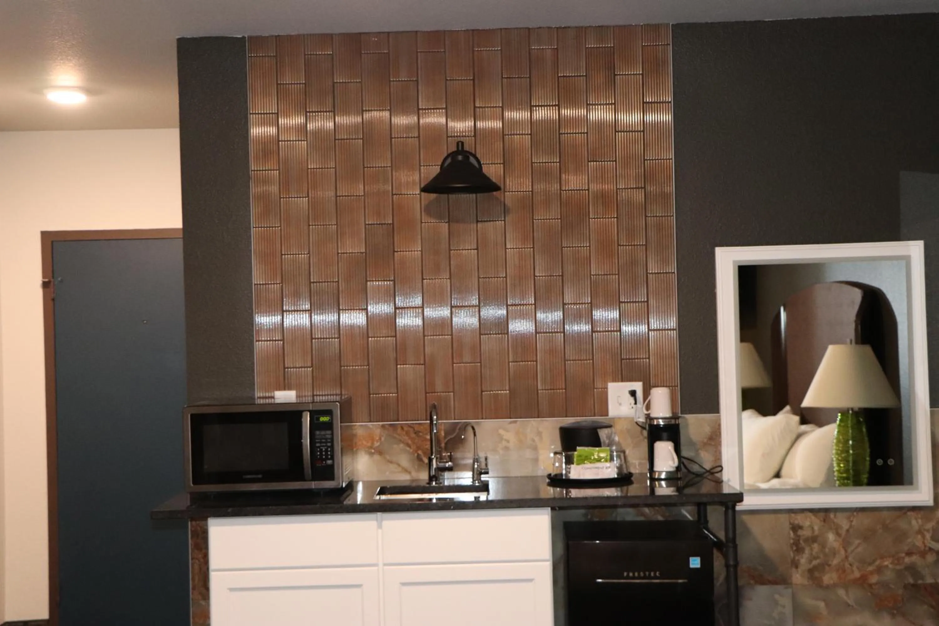 minibar in Historic Cow Palace Inn