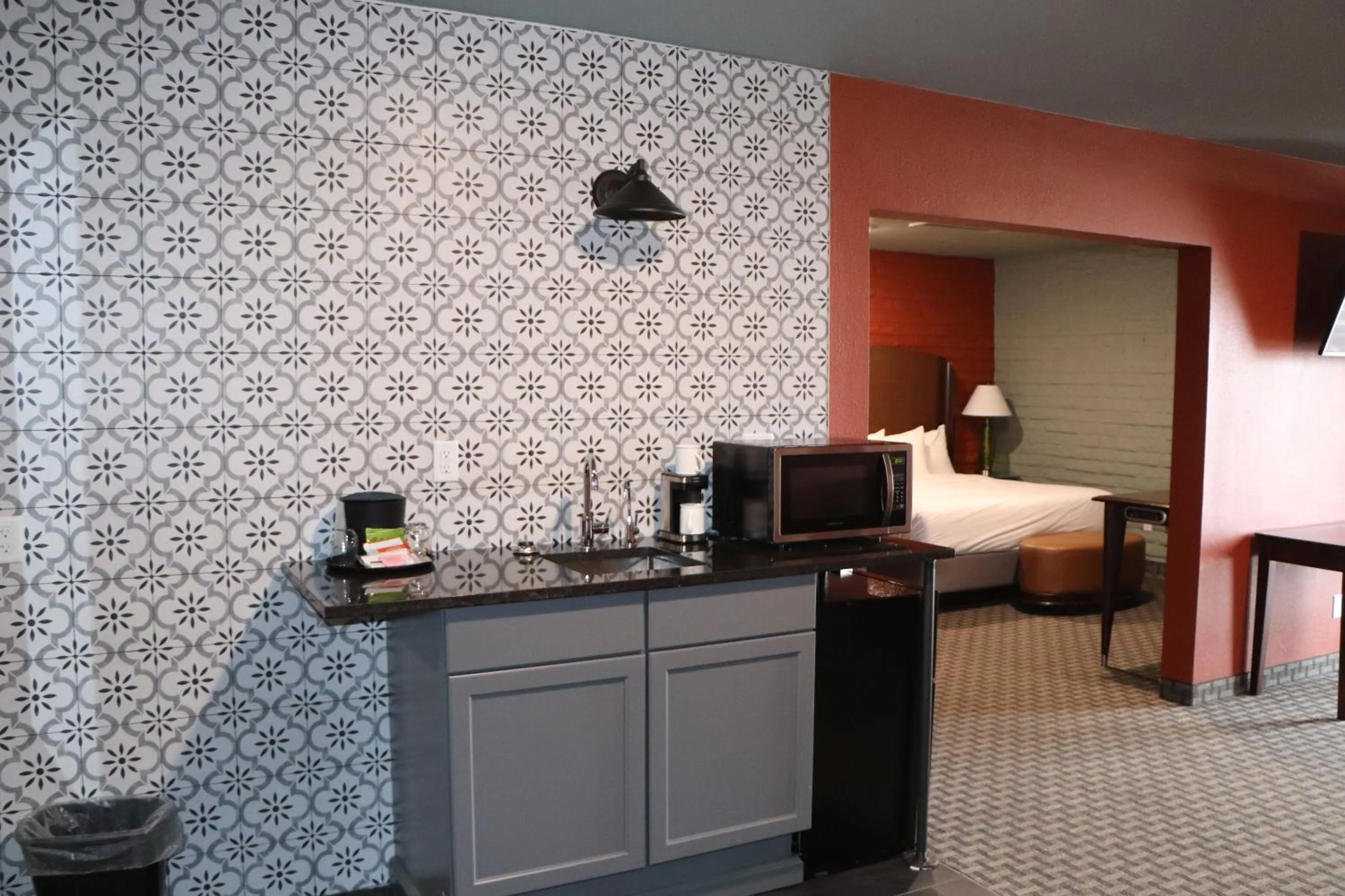 minibar in Historic Cow Palace Inn