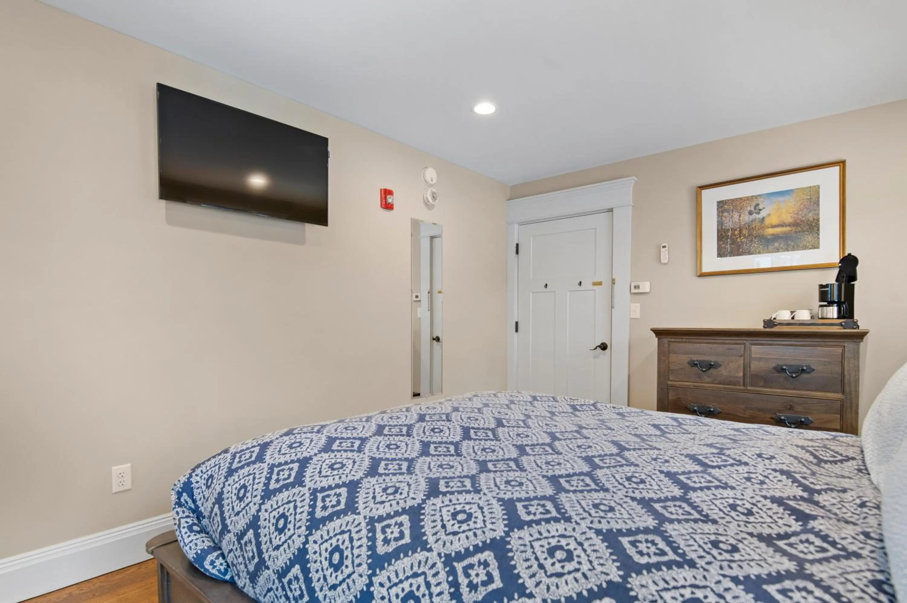 Bed in Brook Bound Inn