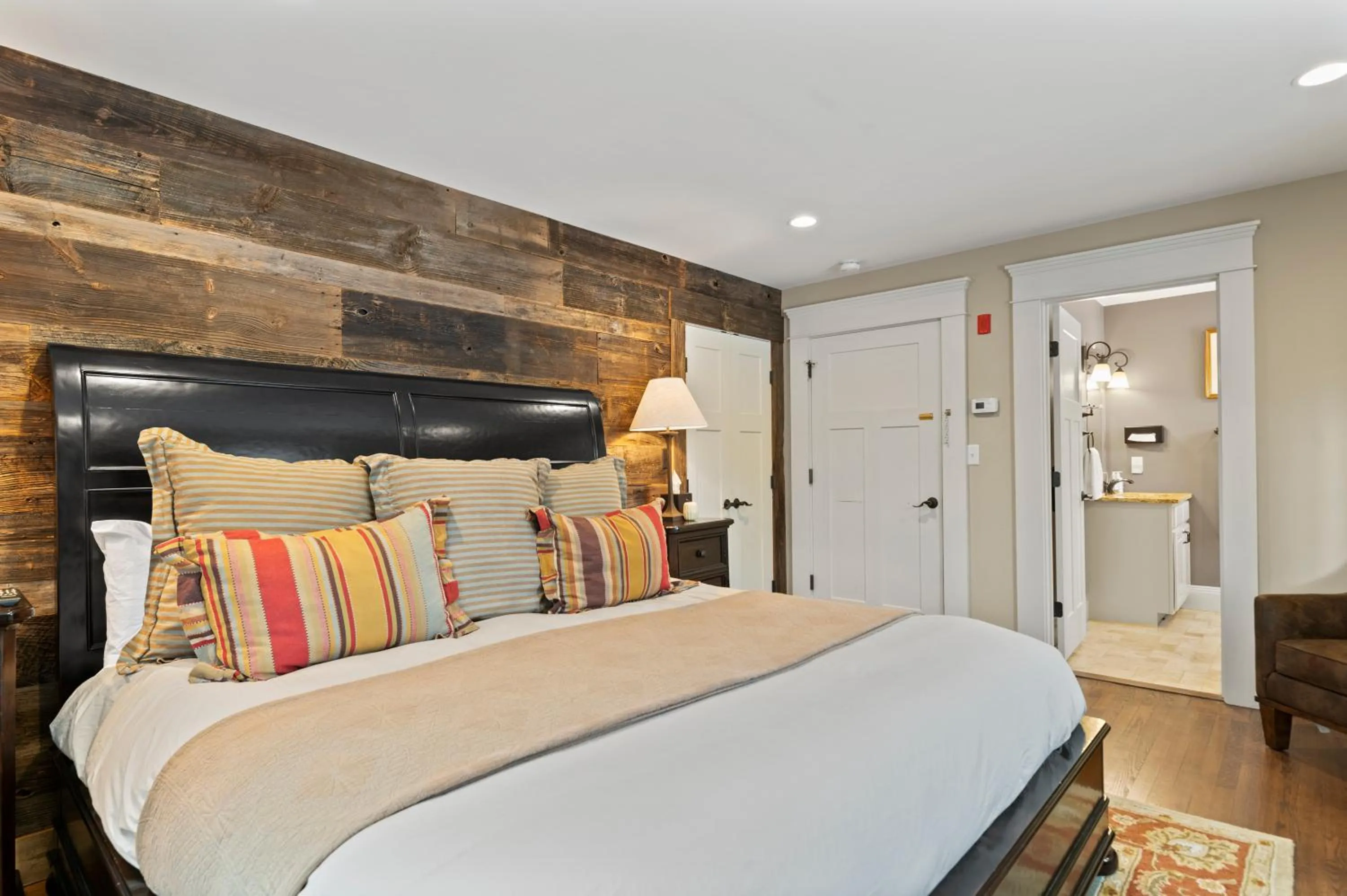 Bed in Brook Bound Inn